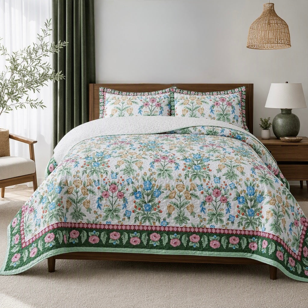 NEW Anthropologie Vintage Floral Queen / King Quilt Bedspread Bedding & Sham Set