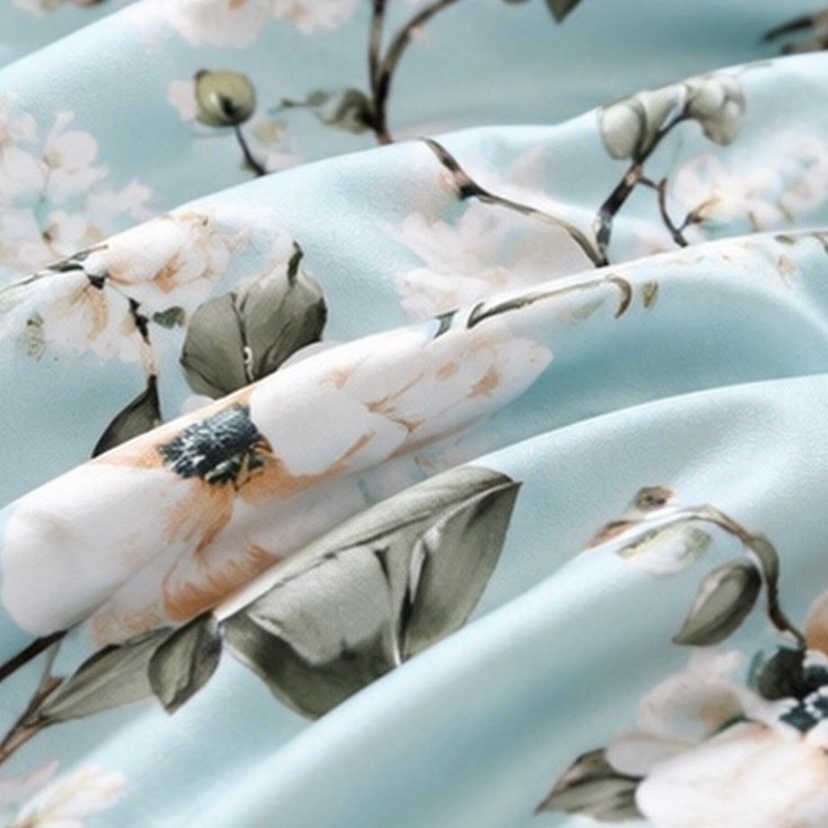 NEW West Elm Light Blue Floral Print Boho Queen / King Bedding Duvet & Sham Set