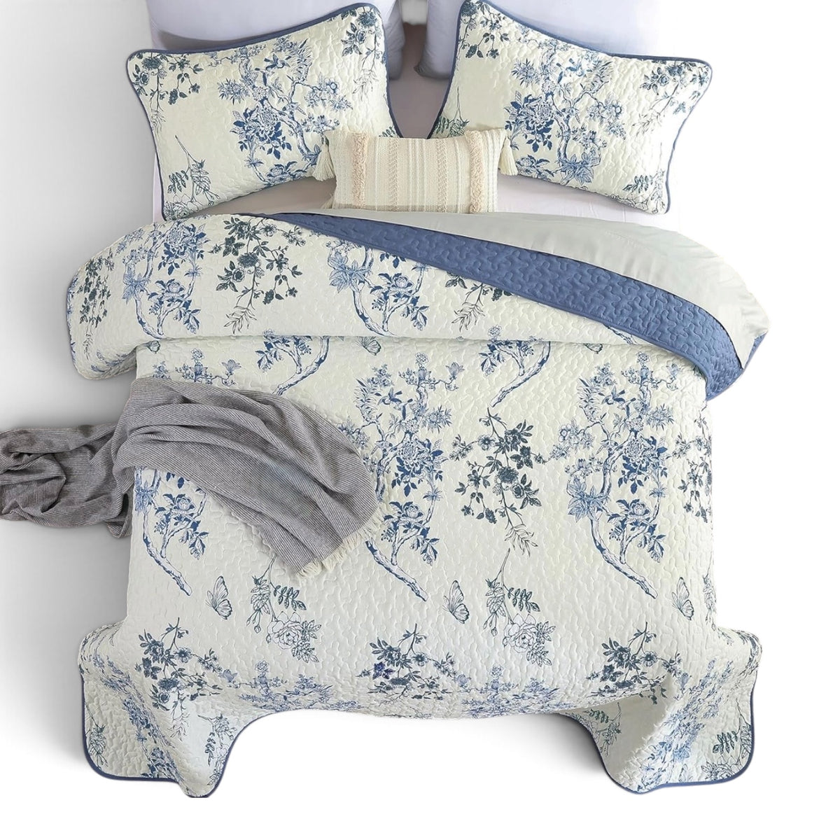 NEW Anthropologie Blue & White Vintage Floral Quilt Coverlet Bedding Sham & Set