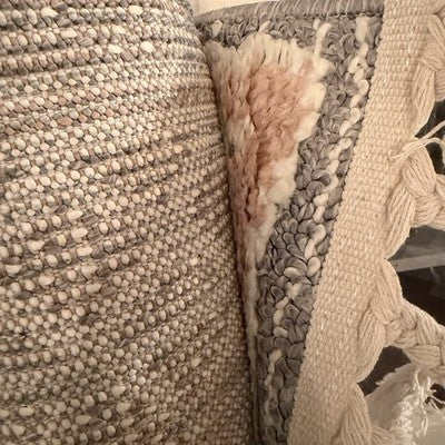 NEW West Elm White Cream Boho Tassel Geometric Shag Area Rug Carpet - 4' x 6'
