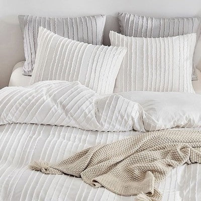 NEW Anthropologie White Boho Queen / King Tufted Line Bedspread Duvet & Sham Set