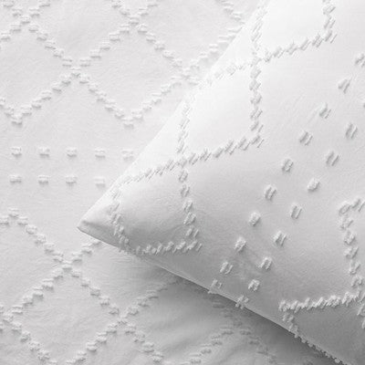 NEW Anthropologie White Queen / King Embroidered Tassel Bedspread Duvet Sham Set
