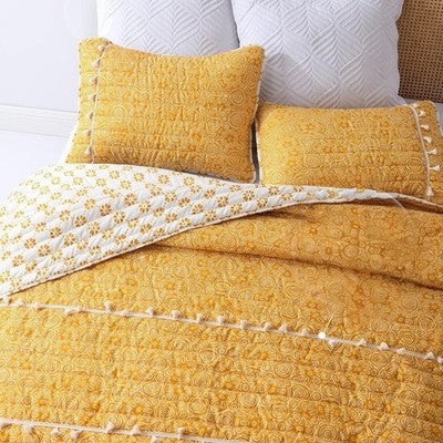 NEW Anthro Yellow Boho Reversible Tassel Queen / King Bedding Quilt & Sham Set