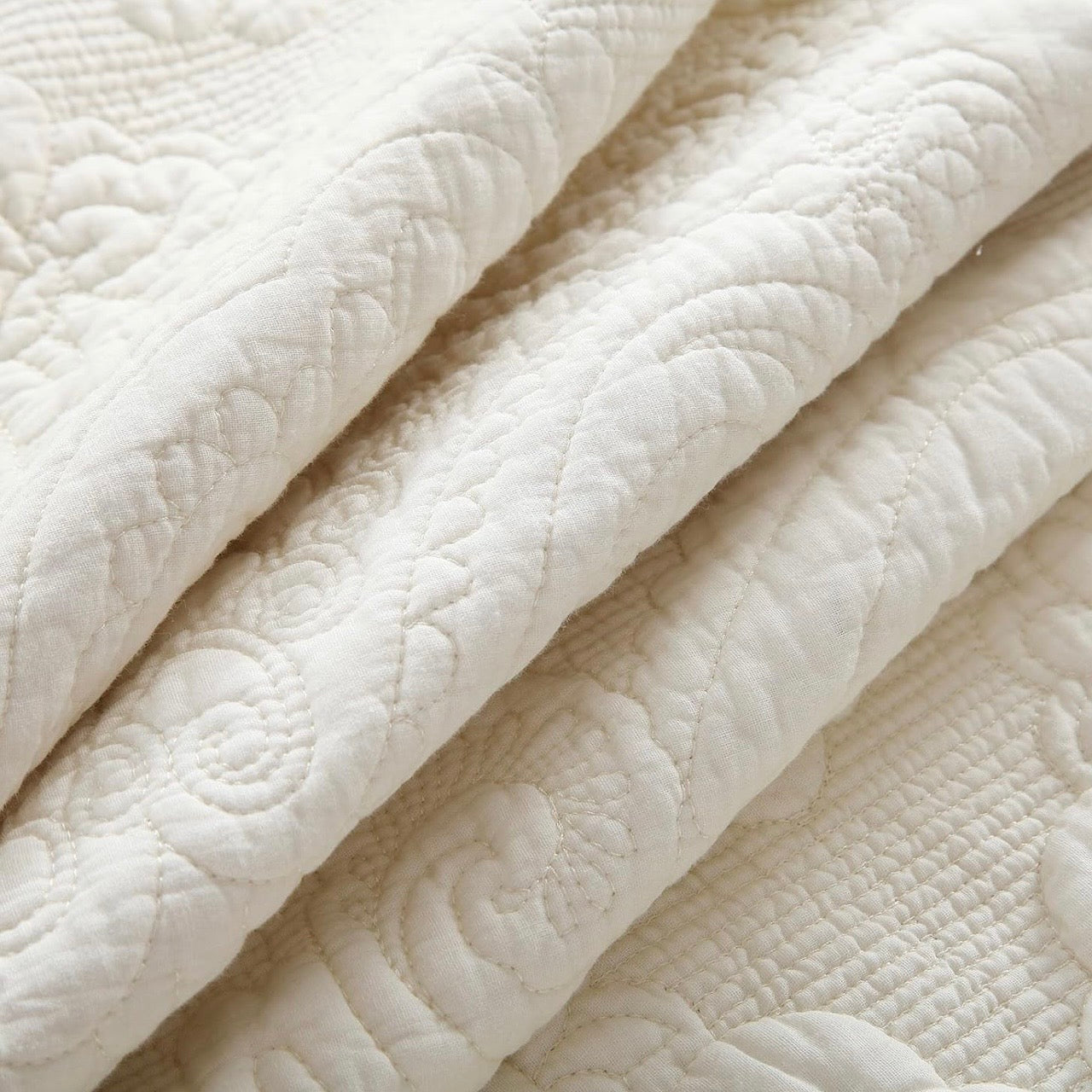 NEW Anthropologie White Queen Boho Damask Quilt Bedspread Blanket & Sham Set