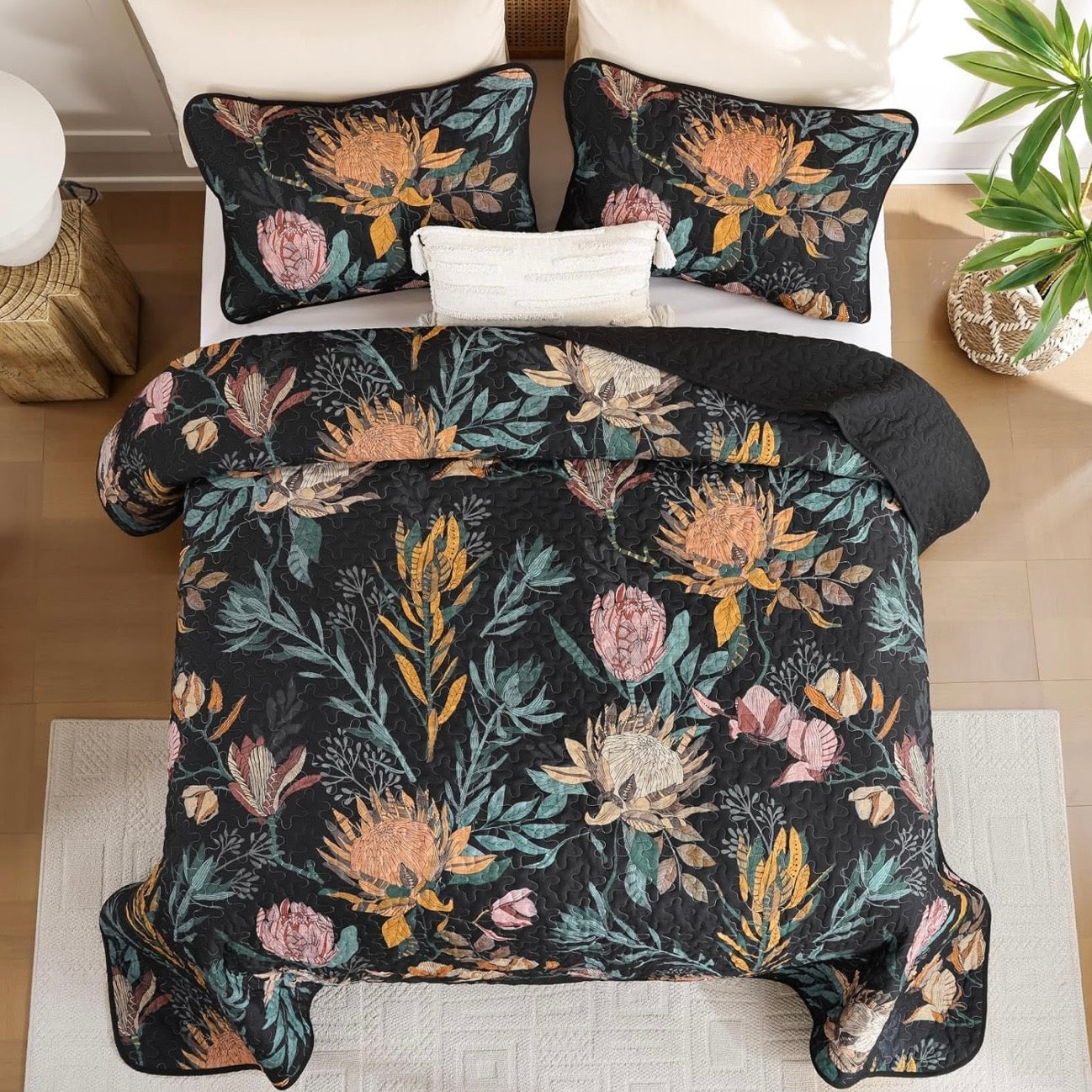 NEW Anthro Queen / King Black Reversible Boho Quilt Bedspread Bedding & Sham Set