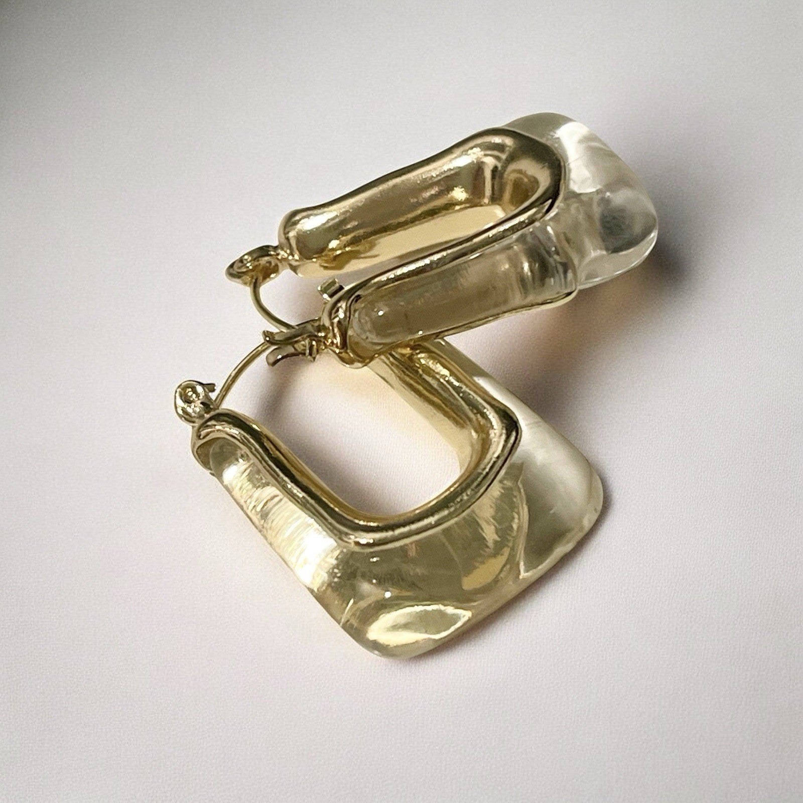 NEW Anthropologie Clear Resin & Gold Plated Chunky Hoop Dangle Earrings Jewelry