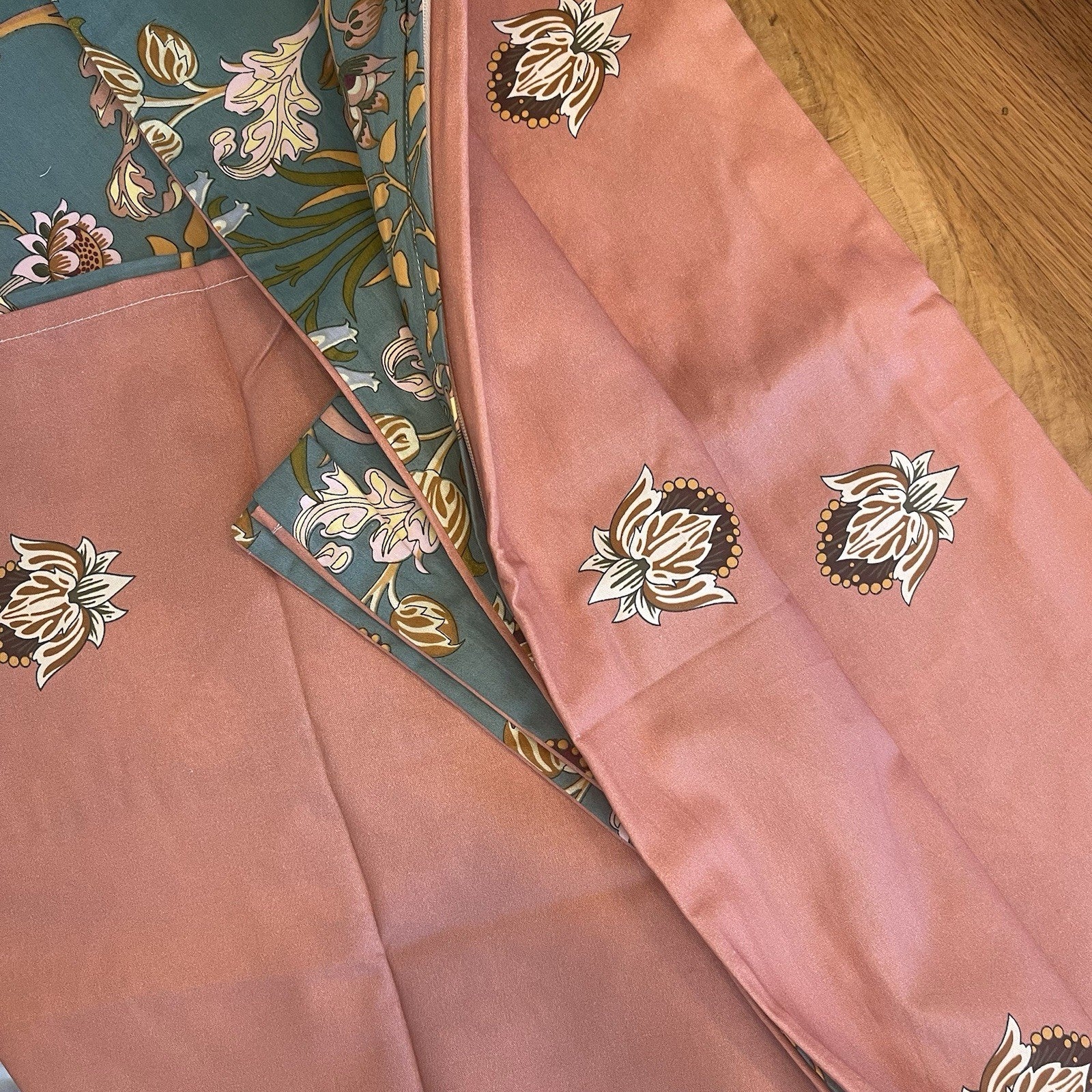 NEW Green Pink Reversible Floral King Size Boho Comforter Bedding Sham Case Set