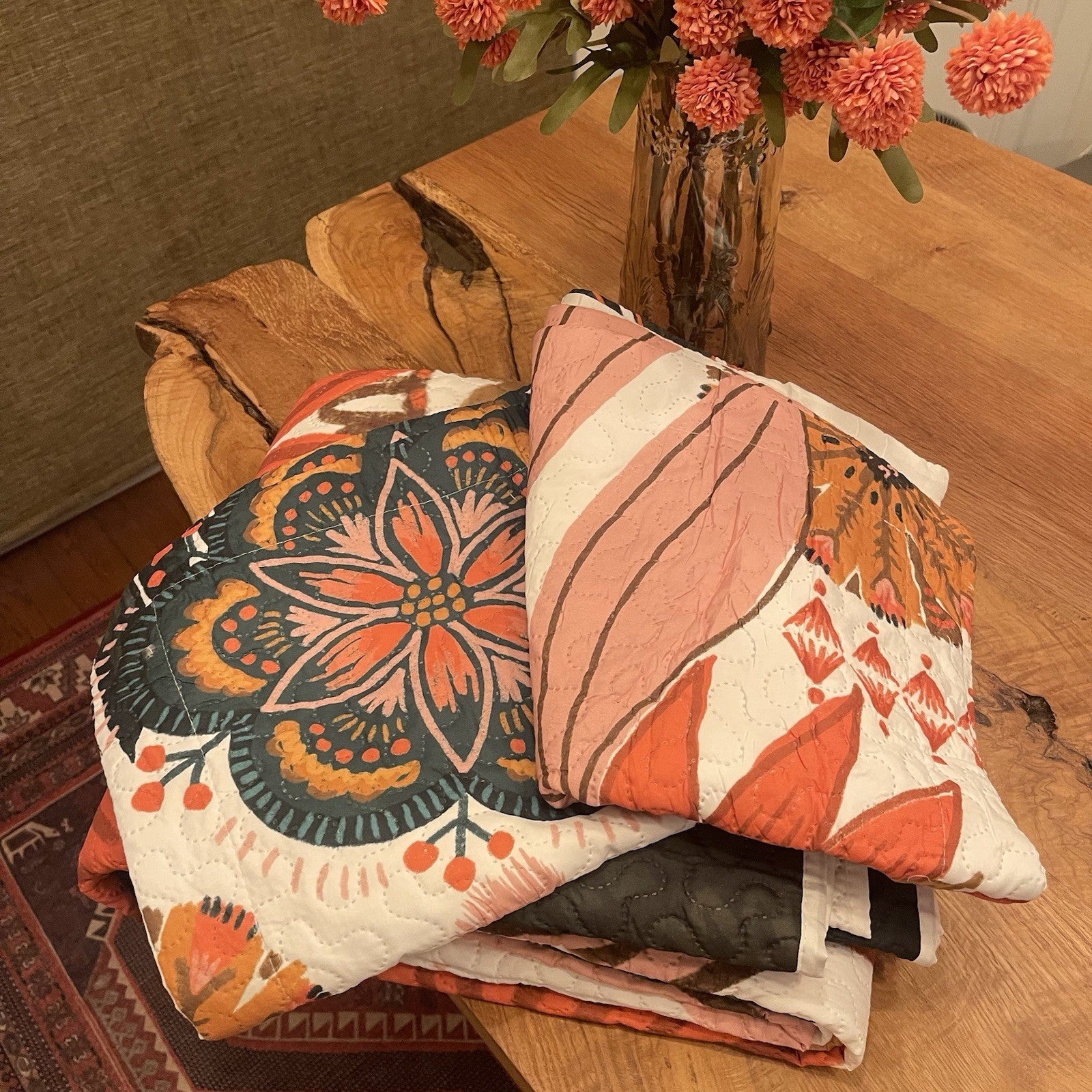 NEW Queen Abstract Floral Boho Reversible Quilt Bedspread Blanket Sham Set