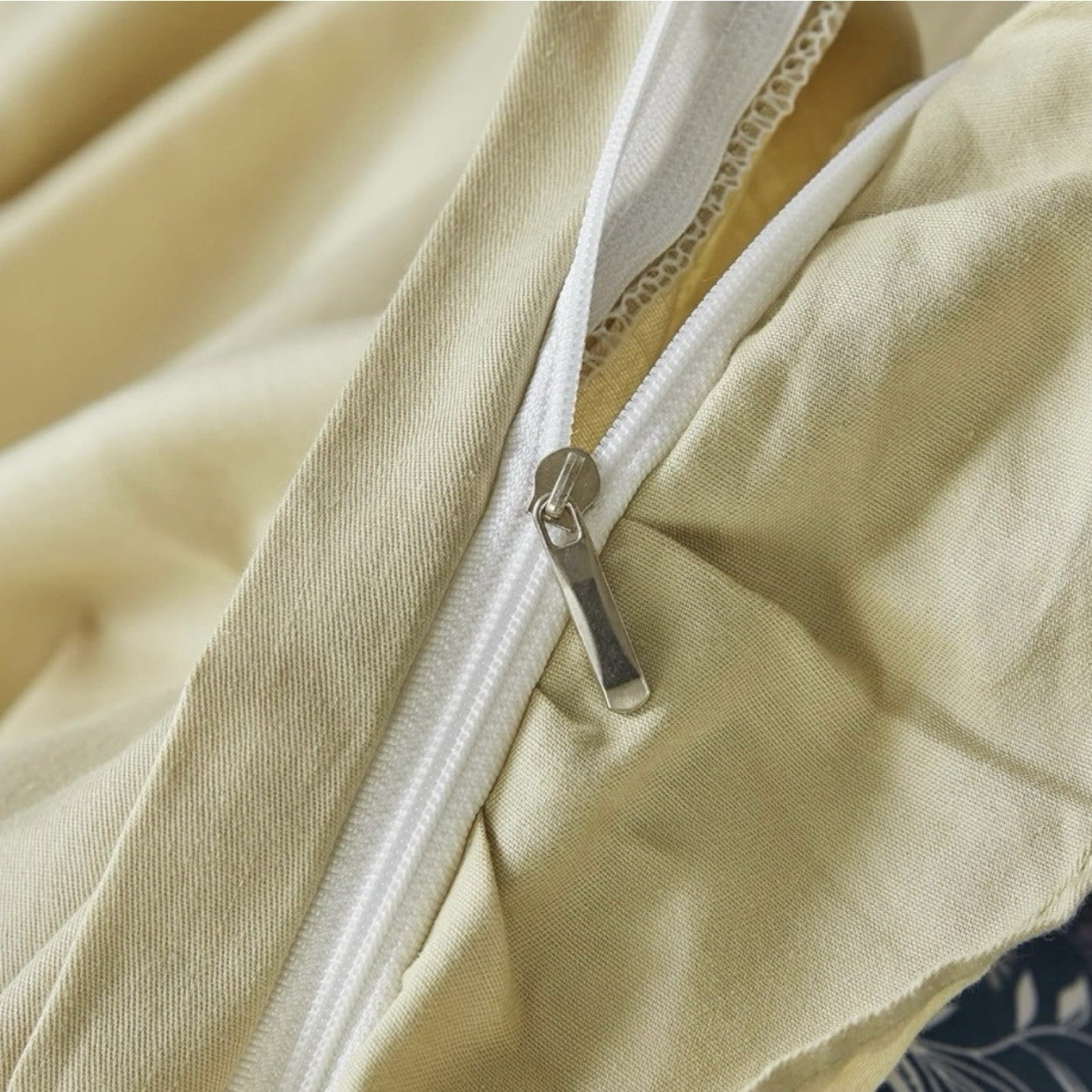 NEW Anthro Blue Yellow Floral Boho Ruffle Queen King Size Bedding Duvet Sham Set