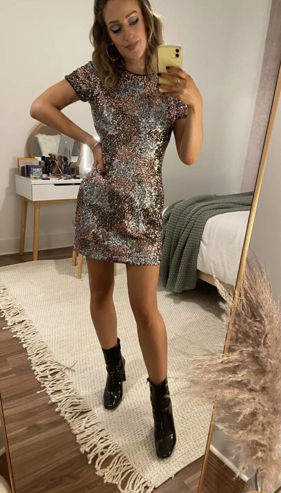 Dress the Population Gold & Silver Sequin Boho Holly Cocktail Dress - Medium