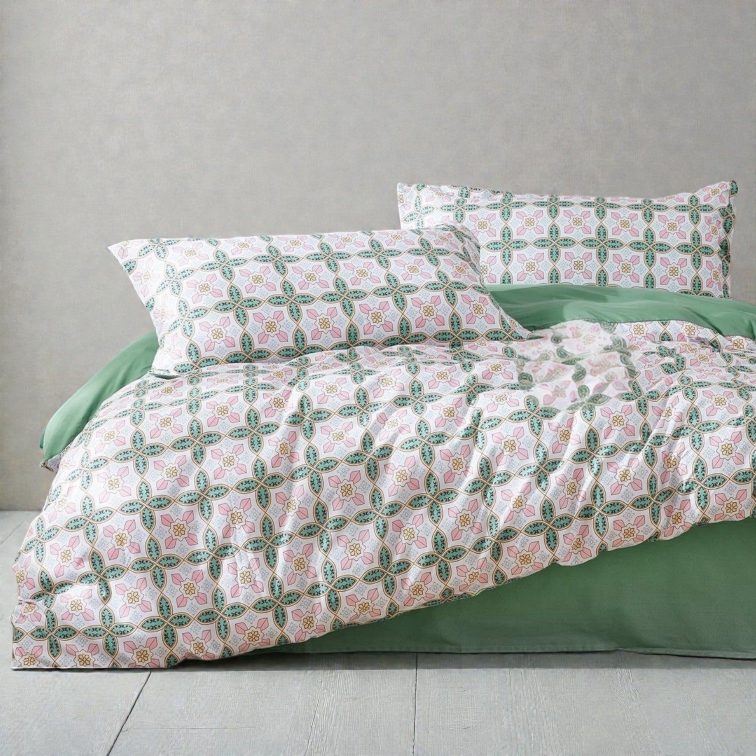 NEW Anthro Green Pink Paisley Retro Pattern Queen King Bedding Duvet & Sham Set