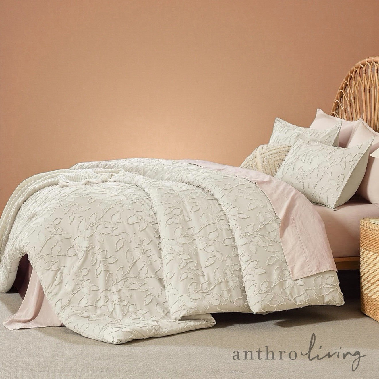 NEW Anthro Ivory Beige Tufted Floral Queen King Boho Comforter Bedding Sham Set