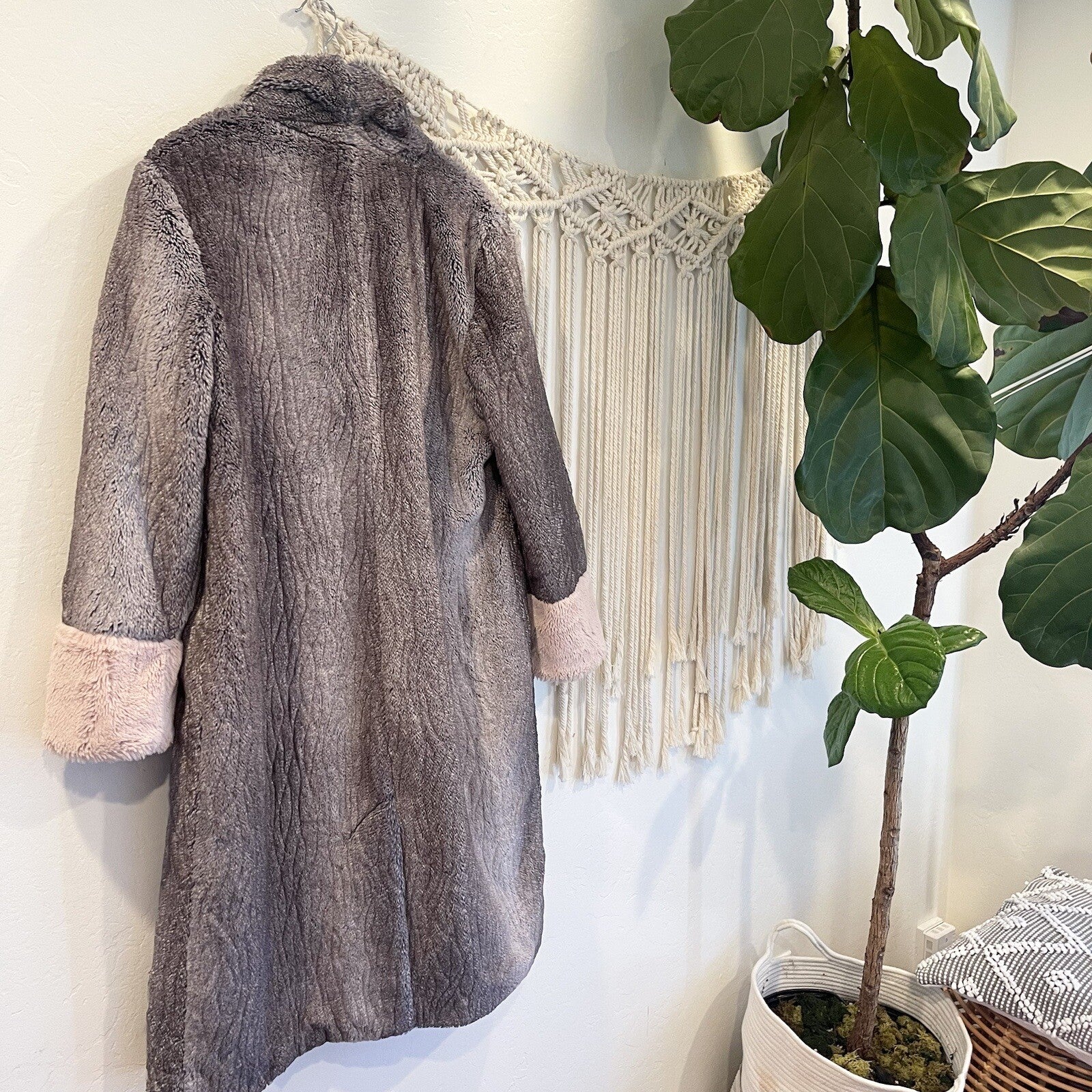 Anthropologie Hutch Grey Green Pink Long Faux Fur Trench Coat Jacket Size Large