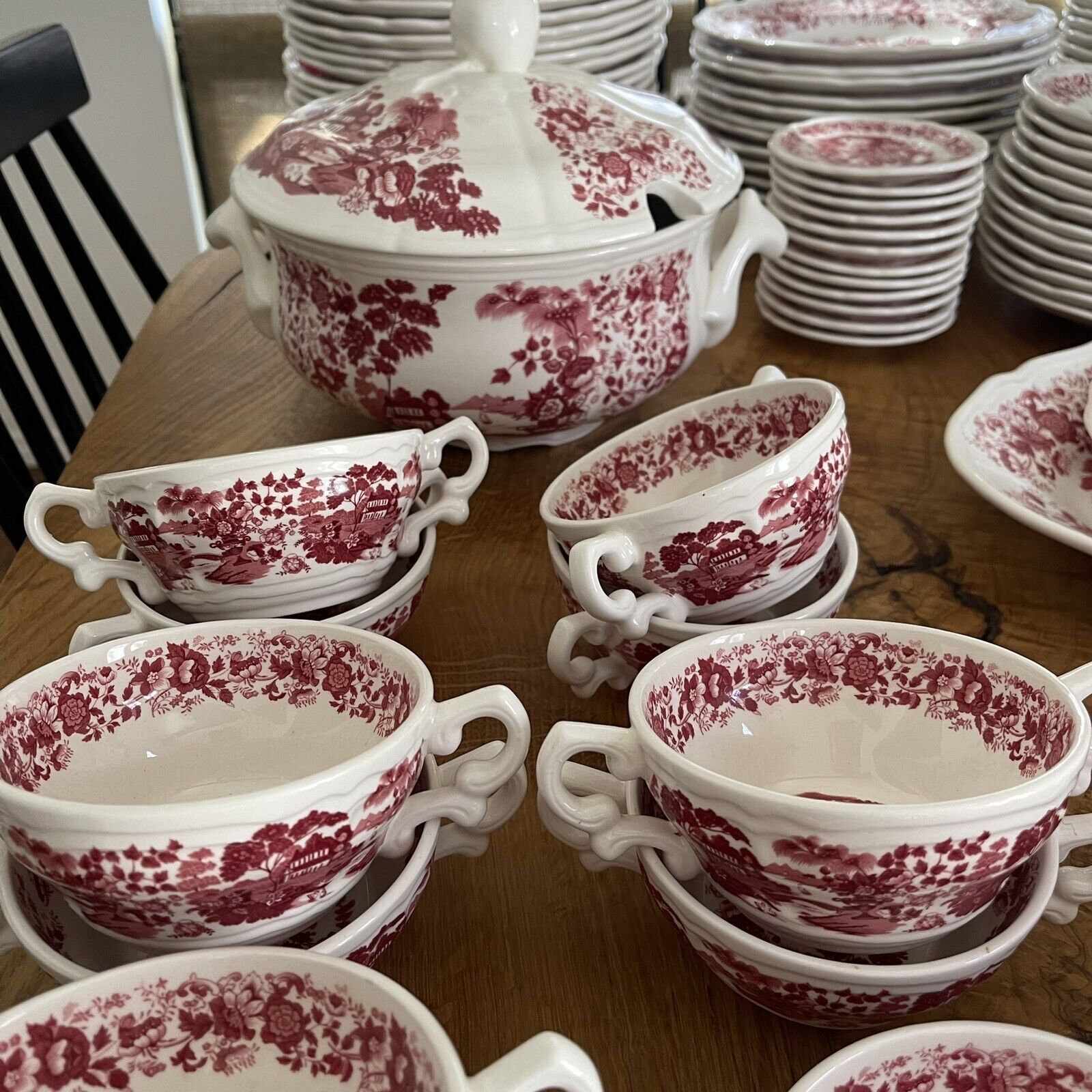 Vintage 178 Piece Nueva San Isidro Red & White China Dinnerware Serveware Set