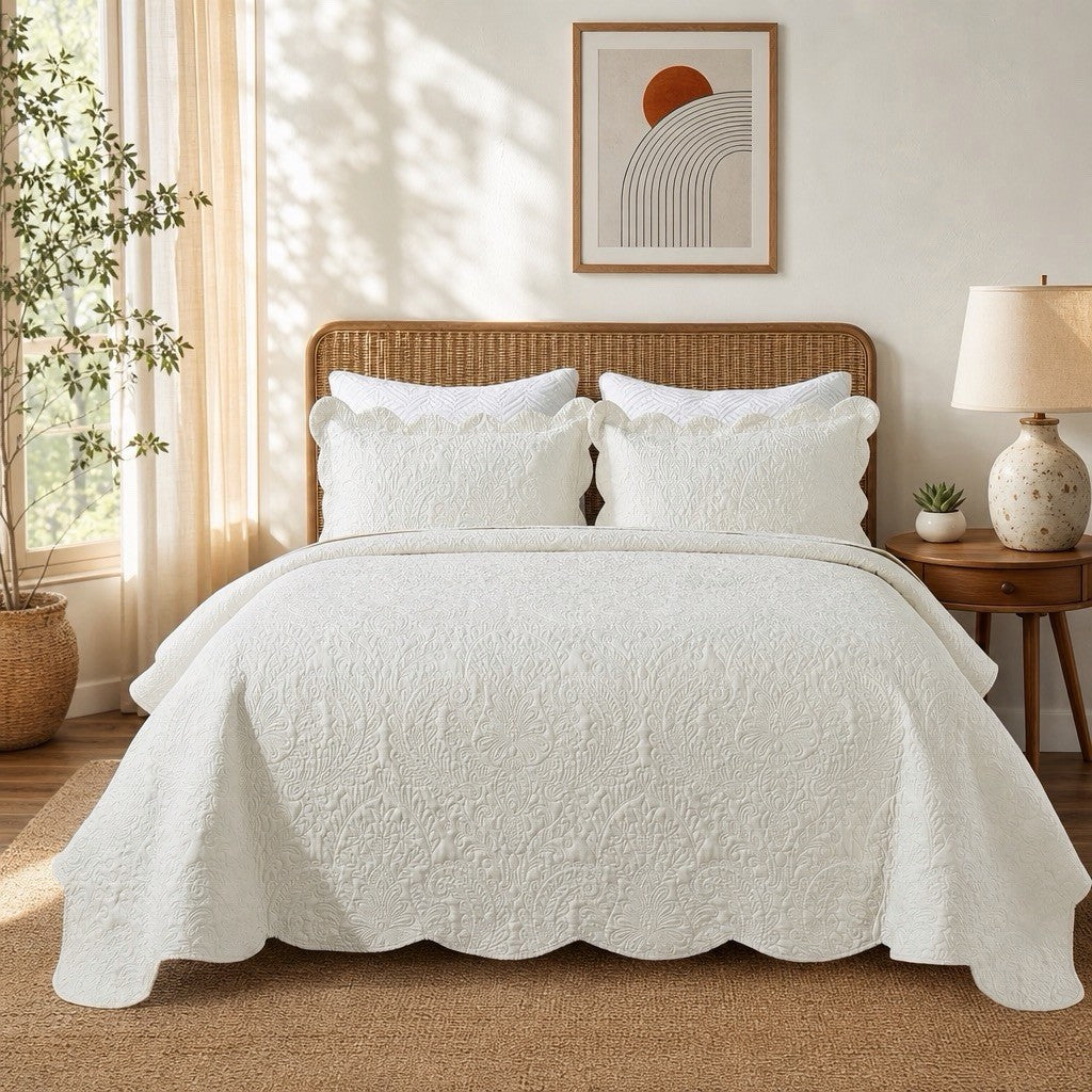 NEW Anthropologie White Cream King Reversible Quilt Bedspread Blanket Sham Set