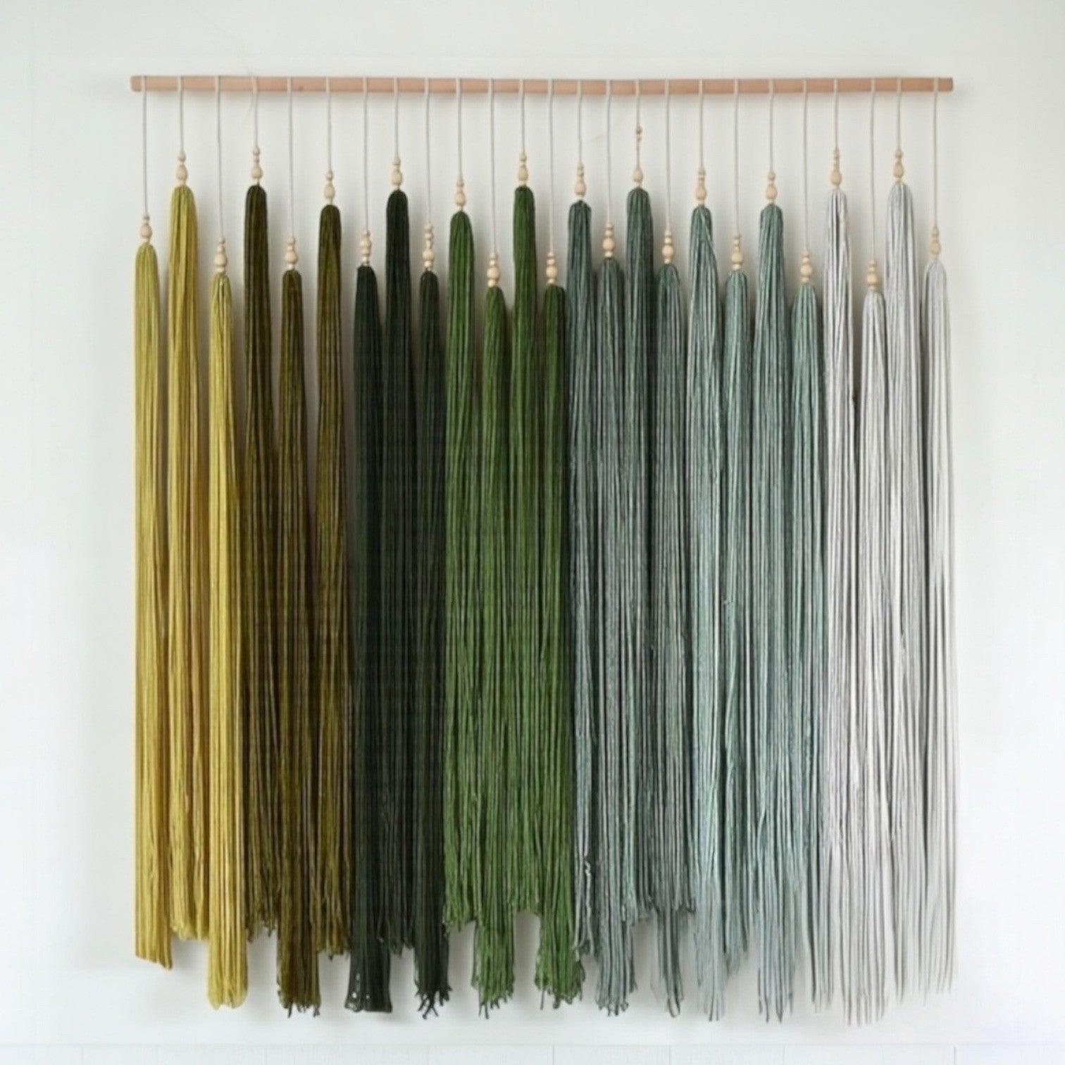 NEW Anthropologie XL Green Boho Tapestry Macrame Dyed Yarn Wall Hanging 40 x 45
