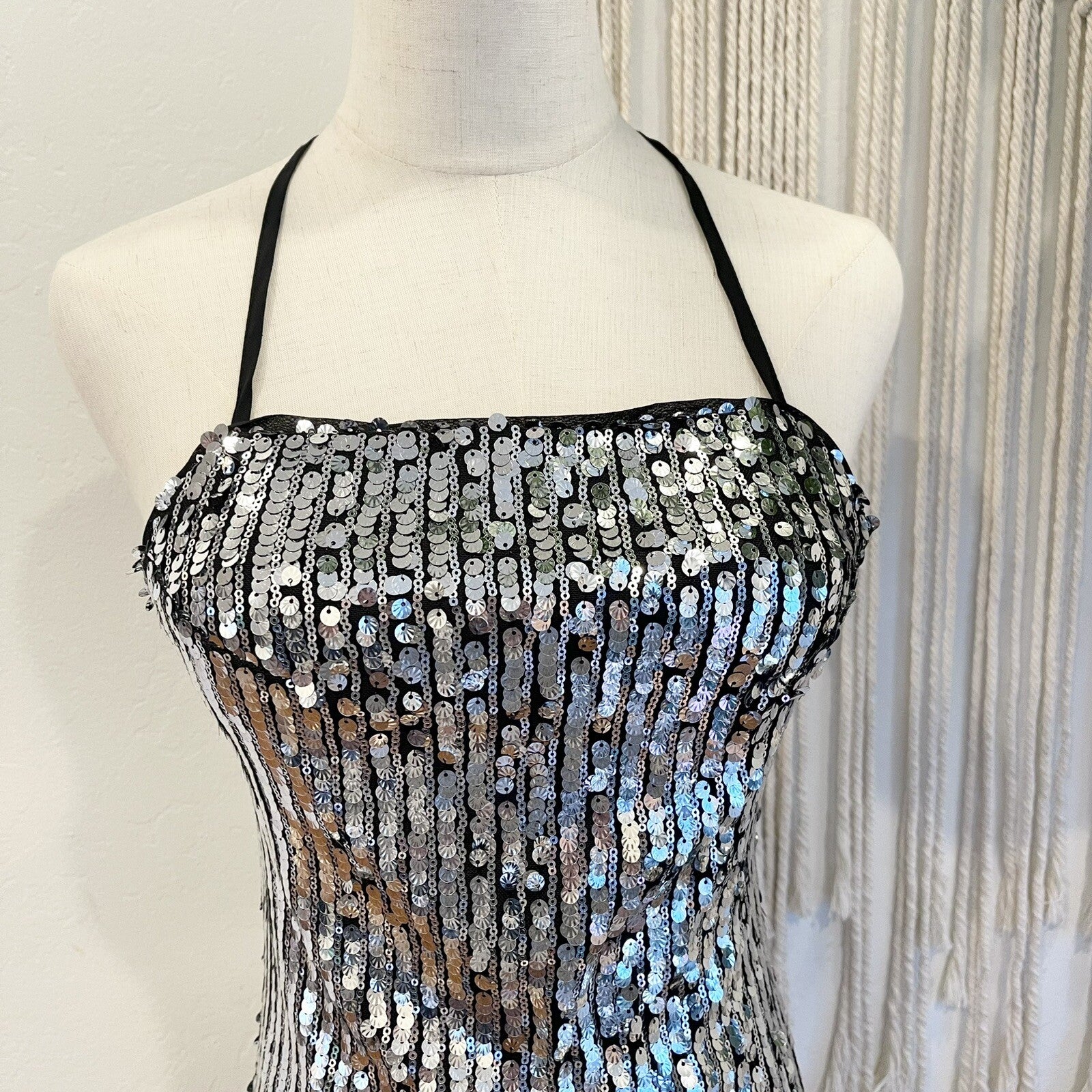 New Anthropologie Silver Sequin Stretch Mini Cocktail Dress Party Gown - Small