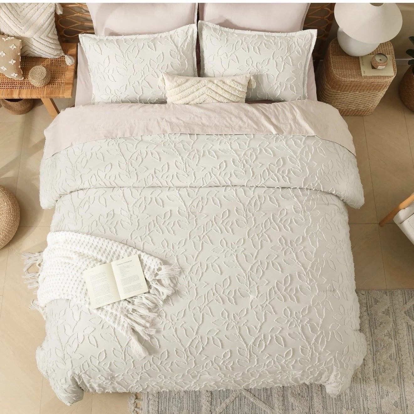 NEW Anthro Ivory Beige Tufted Floral Queen King Boho Comforter Bedding Sham Set