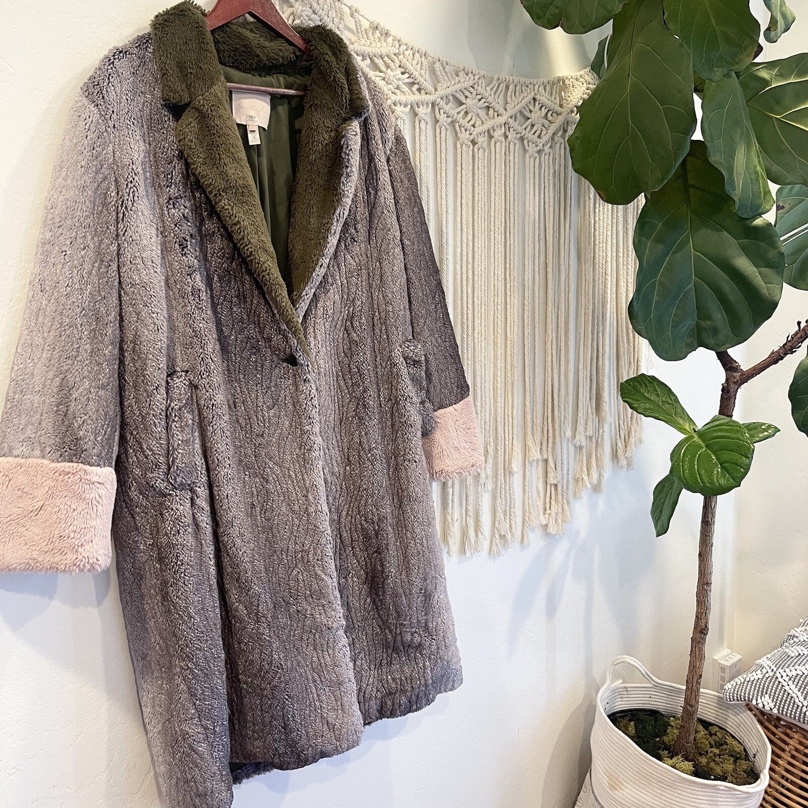Anthropologie Hutch Grey Green Pink Long Faux Fur Trench Coat Jacket Size Large