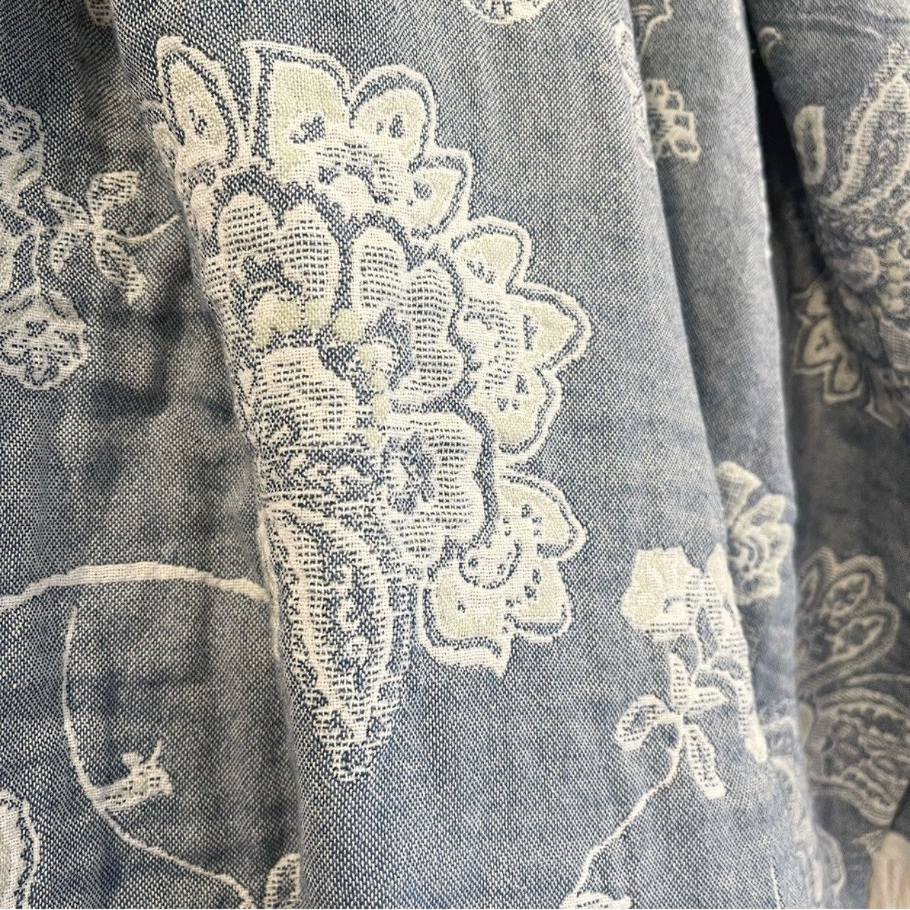 New Anthropologie Boho Floral Muslin Reversible Throw Blanket Quilt 60" x 80"