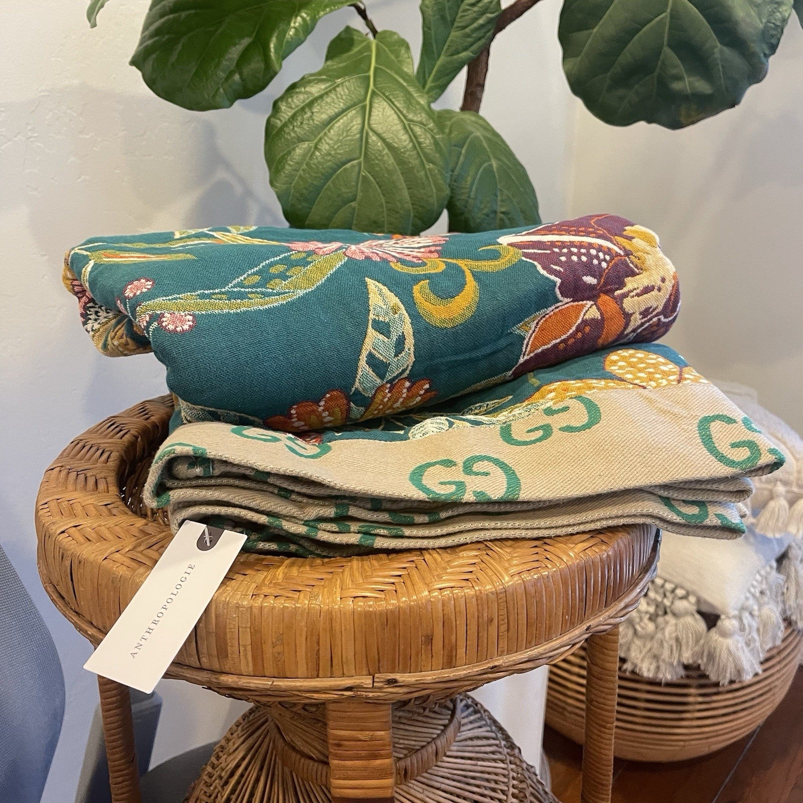 NEW Anthropologie Boho Floral Reversible Queen Blanket Bedspread Quilt 80" x 90"