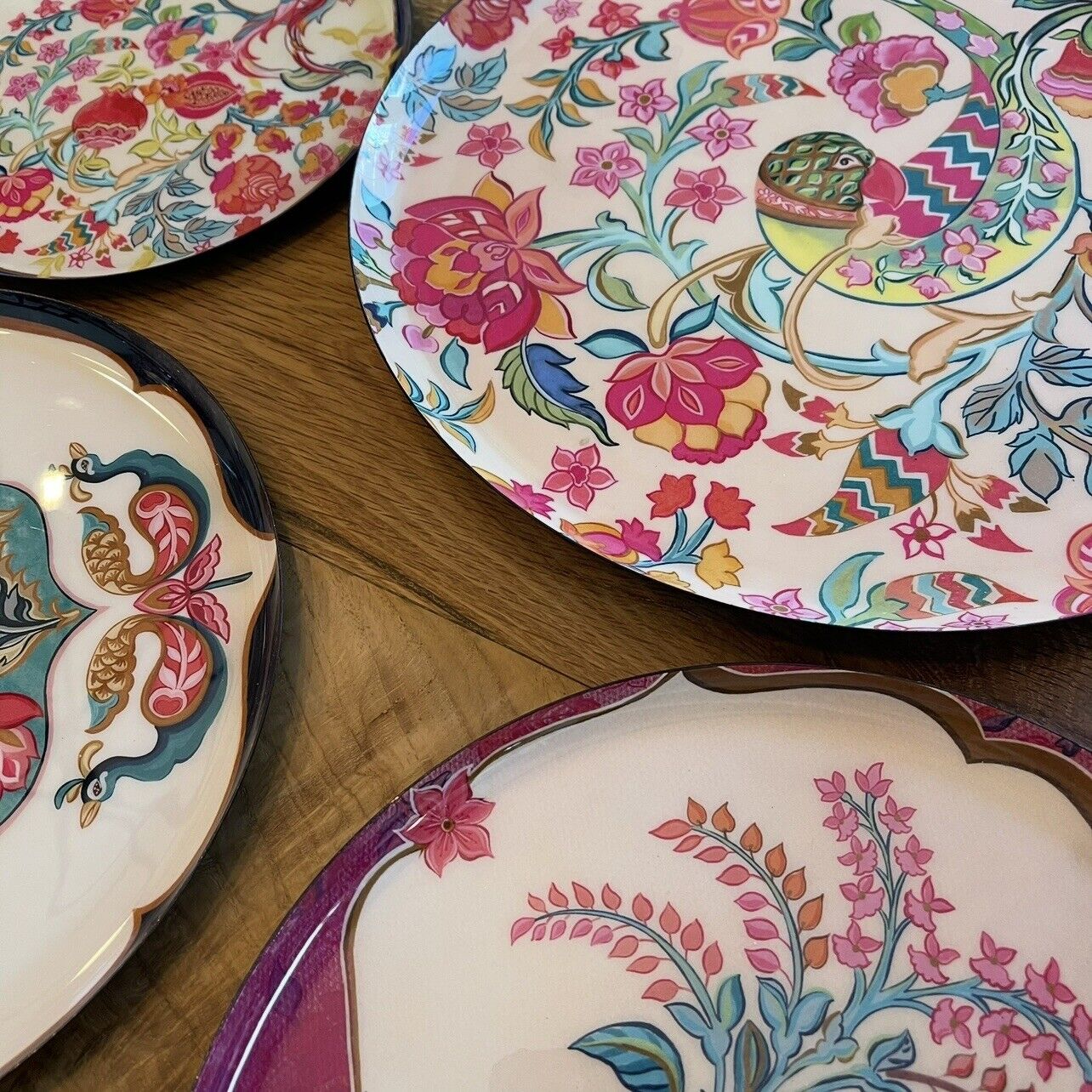NEW Anthropologie XL Boho Metal Floral Wall Hanging Baskets Plates - Set of 5
