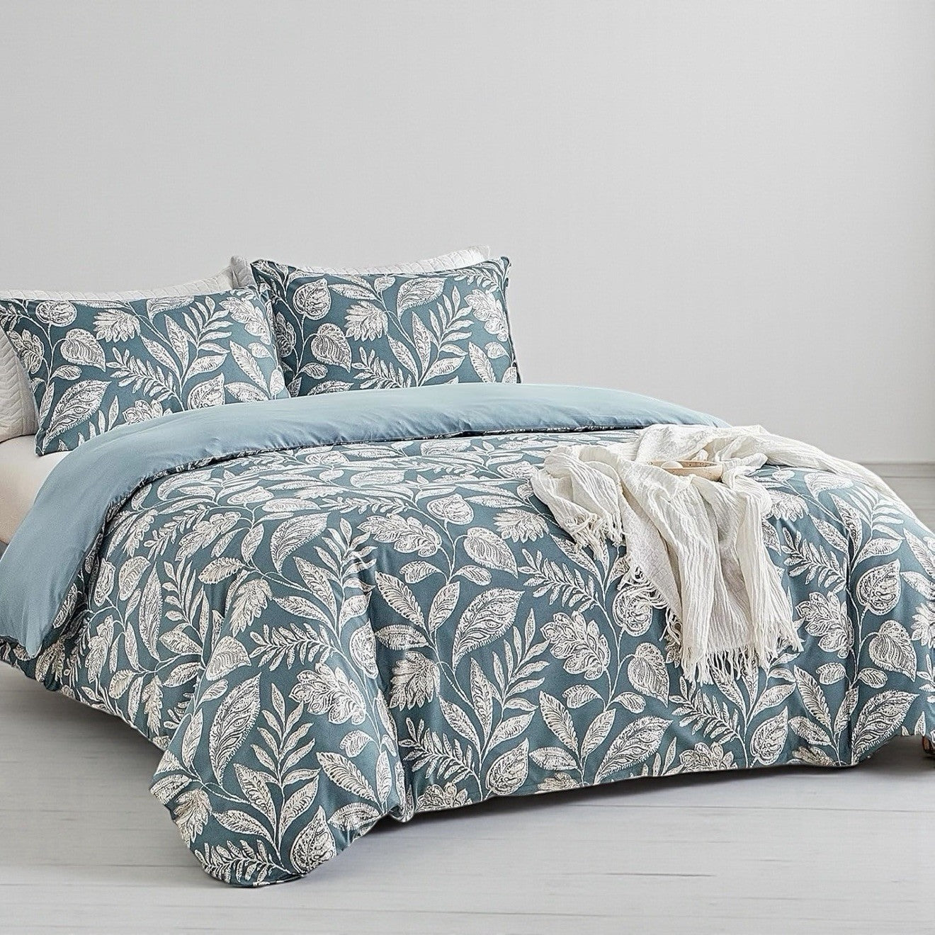 NEW Anthro Teal Blue Floral Botanical Boho Queen / King Bedding Duvet & Sham Set