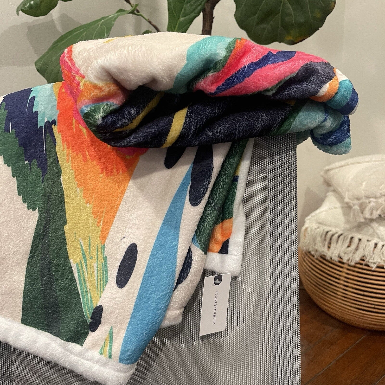 New Anthropologie Boho Abstract Fleece Throw Blanket Bedspread Bedding 50" x 60"