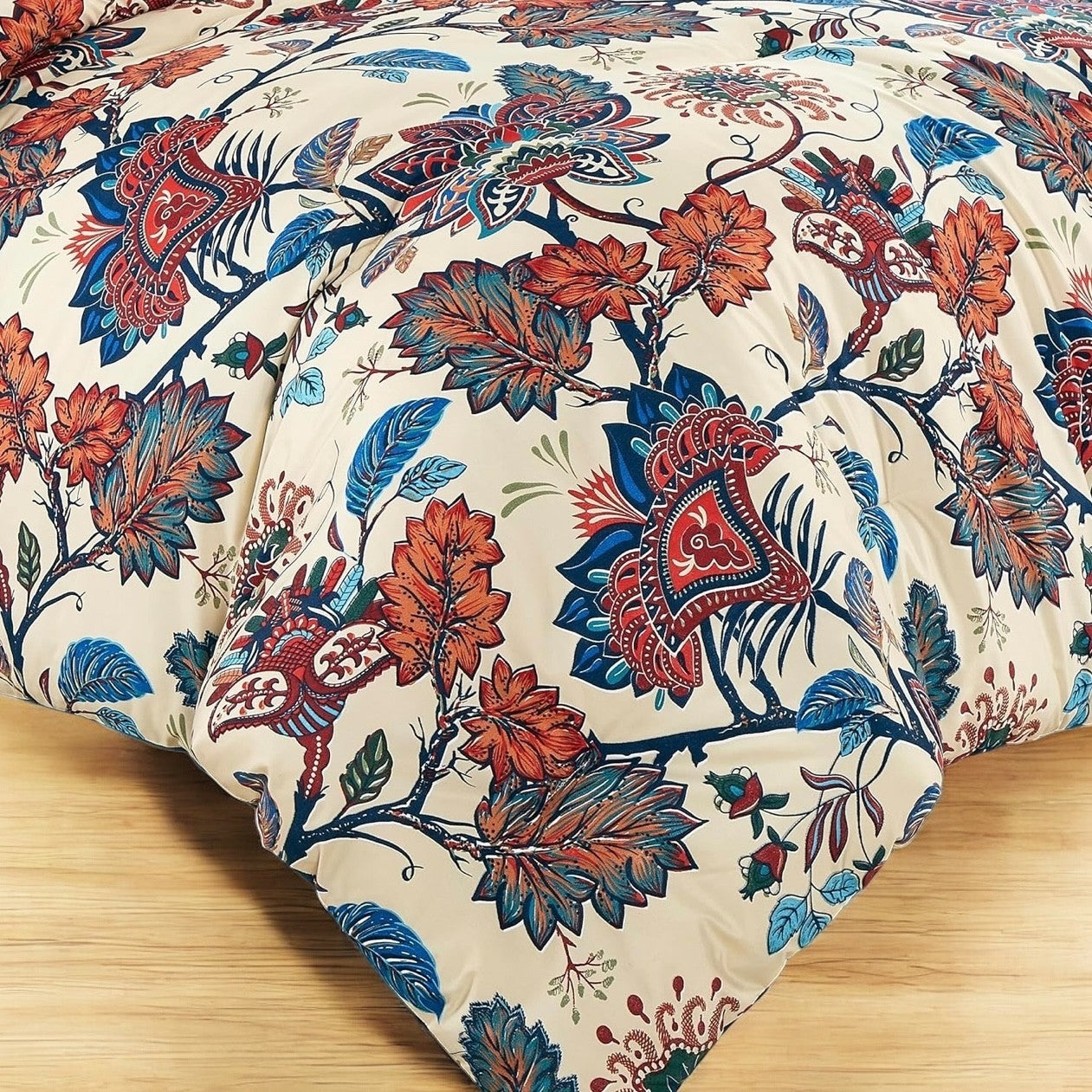 NEW Anthropologie Red Blue Floral Queen / King Boho Comforter Bedding & Sham Set