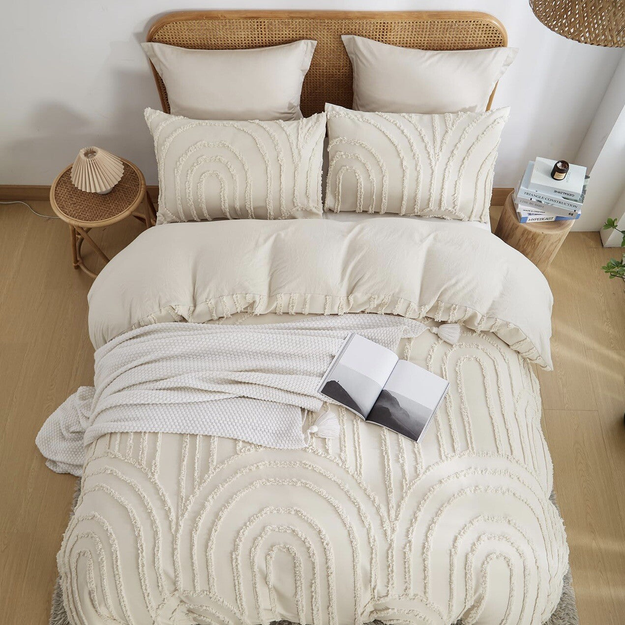 NEW Anthro Beige Boho Queen Size Tufted Abstract Bedding Comforter & Sham Set