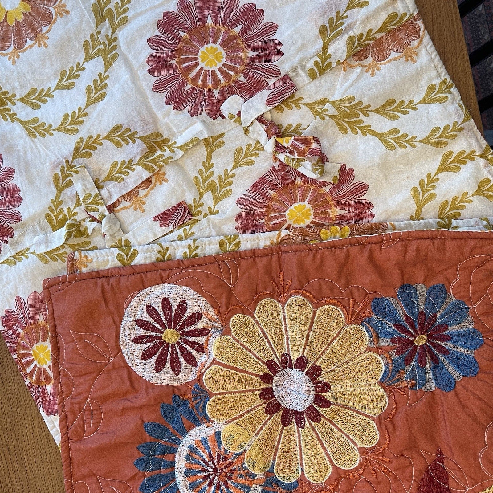 NEW Anthropologie Queen Floral Boho Reversible Quilt Bedspread Blanket Sham Set