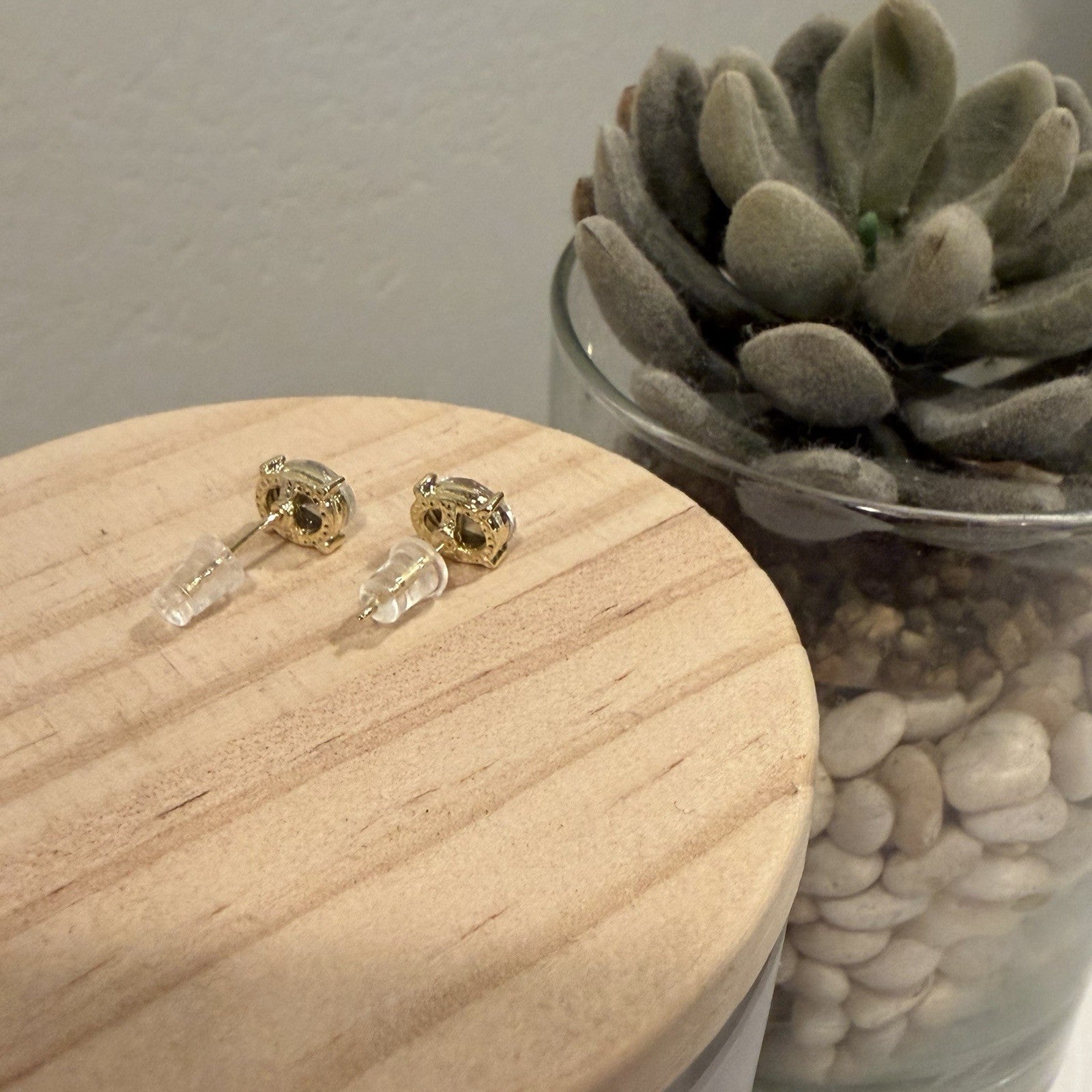 NEW Anthropologie Diamond & Gold Cubic Zirconia Stud Studs Earrings Jewelry