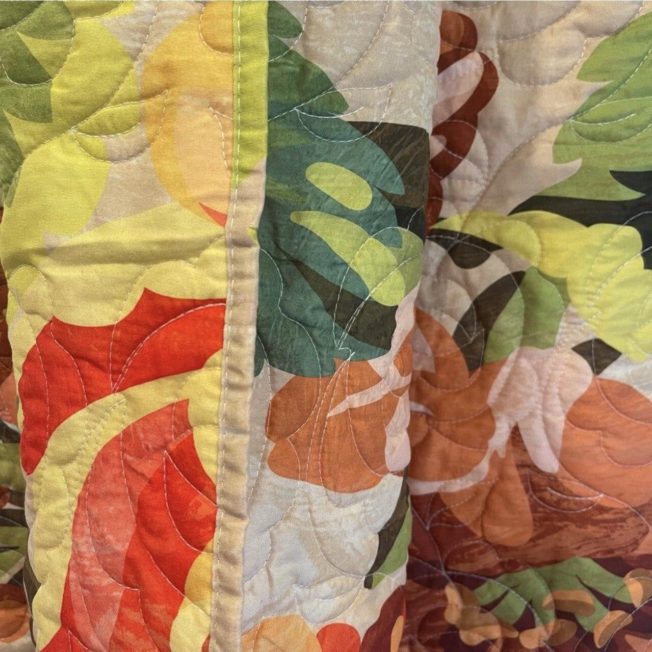 NEW Anthropologie Boho Red Floral Throw Blanket Bedspread Quilt - 50" x 60"