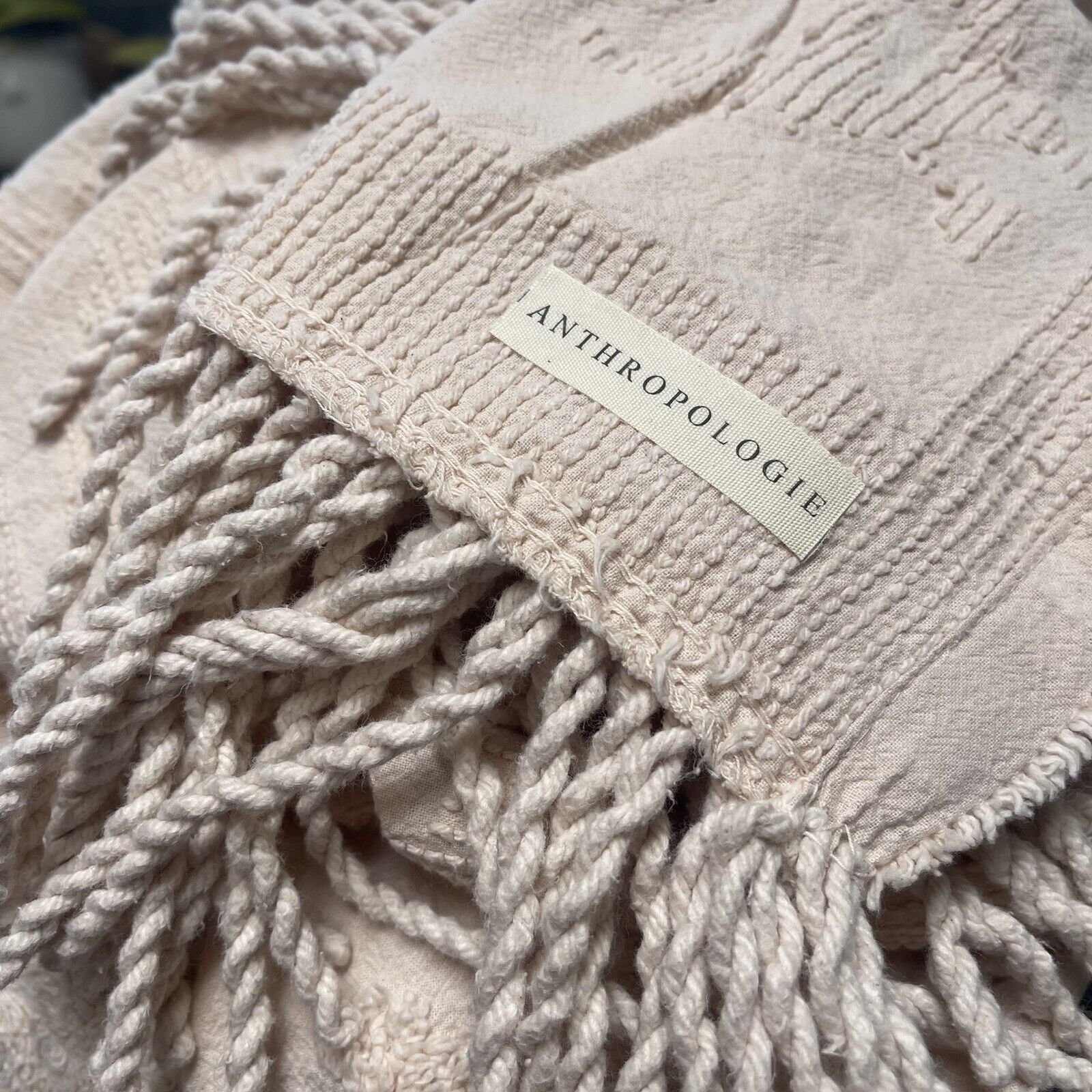 New Anthropologie Pink Boho Tassel Fringe Chenille Throw Blanket - 50" x 60"