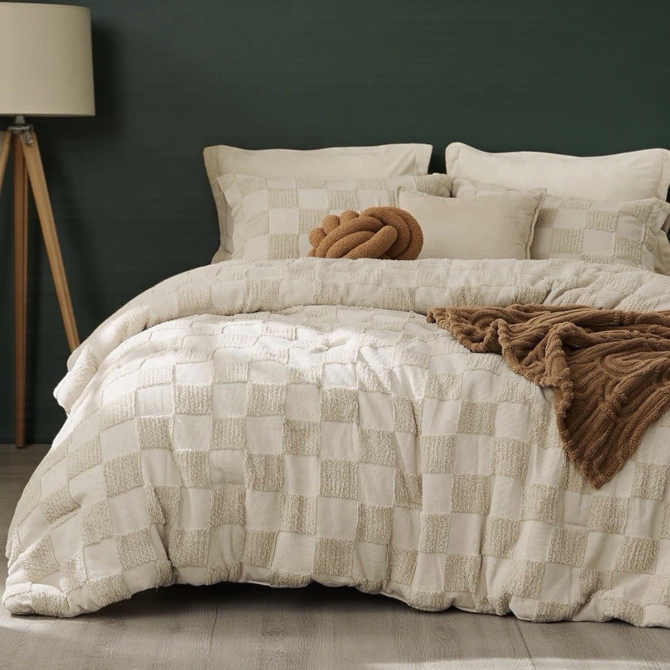 NEW West Elm Beige Checkered Tufted Queen / King Bedding Comforter & Sham Set