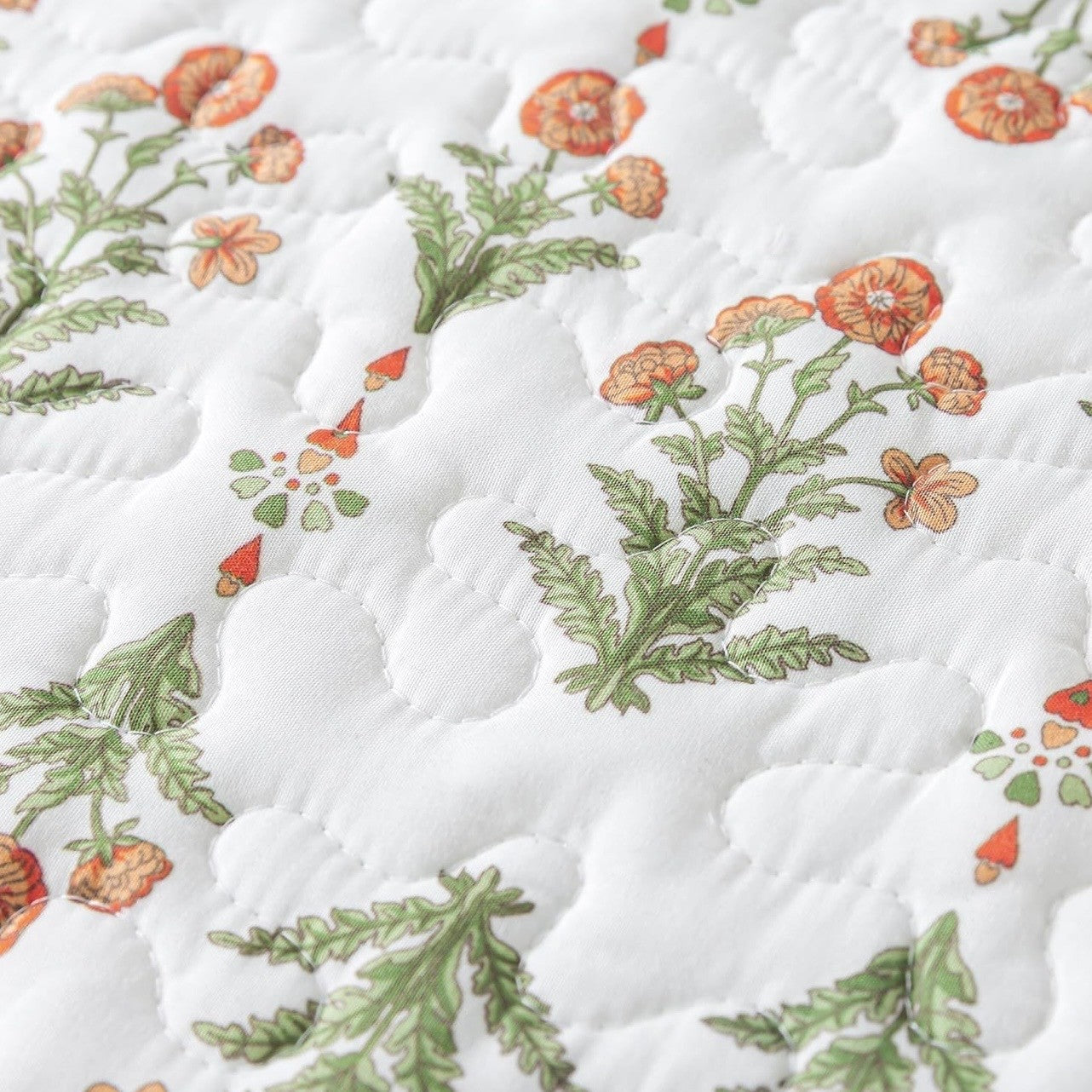 NEW Anthro Coral & White Floral Pattern Queen / King Bedding Quilt & Sham Set