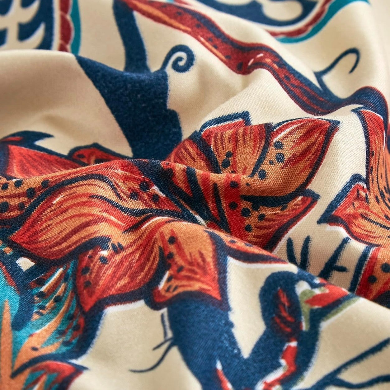 NEW Anthropologie Red Blue Floral Queen / King Boho Comforter Bedding & Sham Set