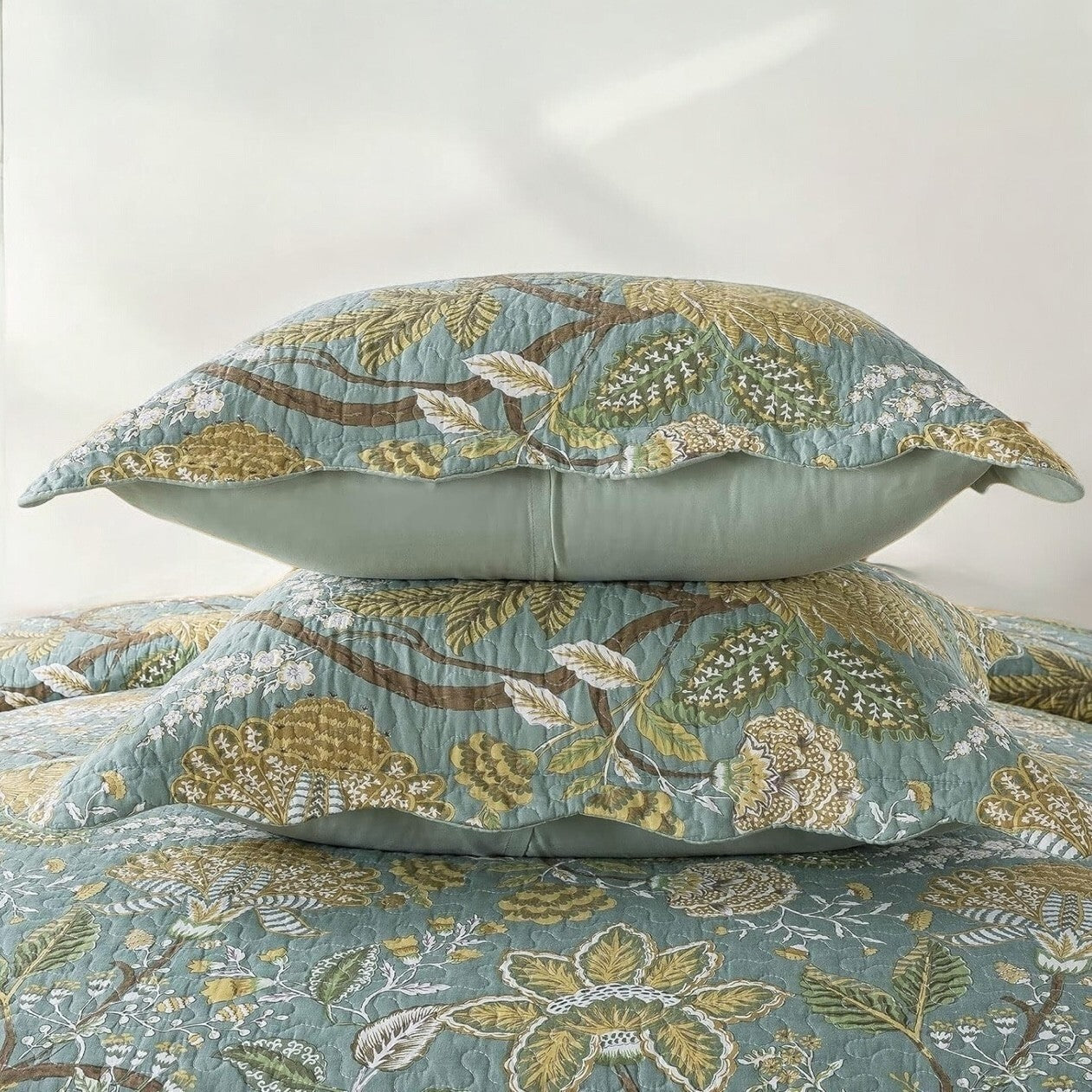 NEW Anthro Green Floral Reversible Queen / King Boho Bedding Quilt & Sham Case