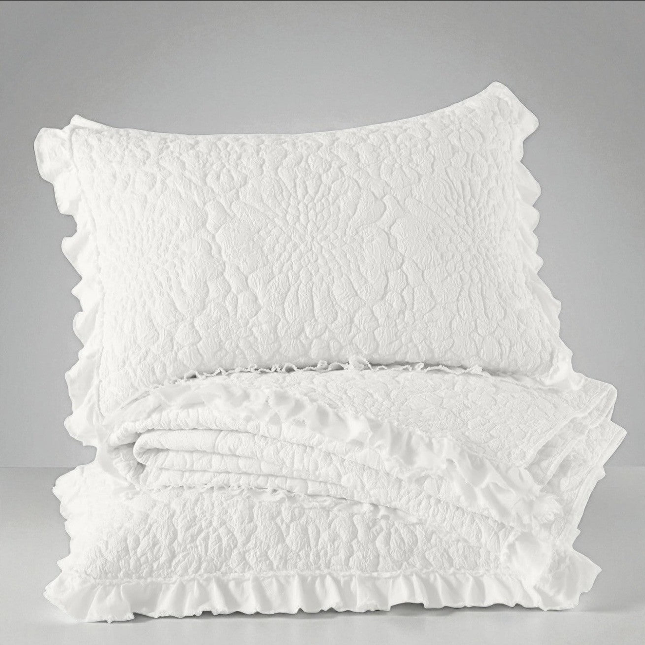 NEW Anthro White Cream Boho Ruffle Crinkle Queen / King Bedding Quilt & Sham Set