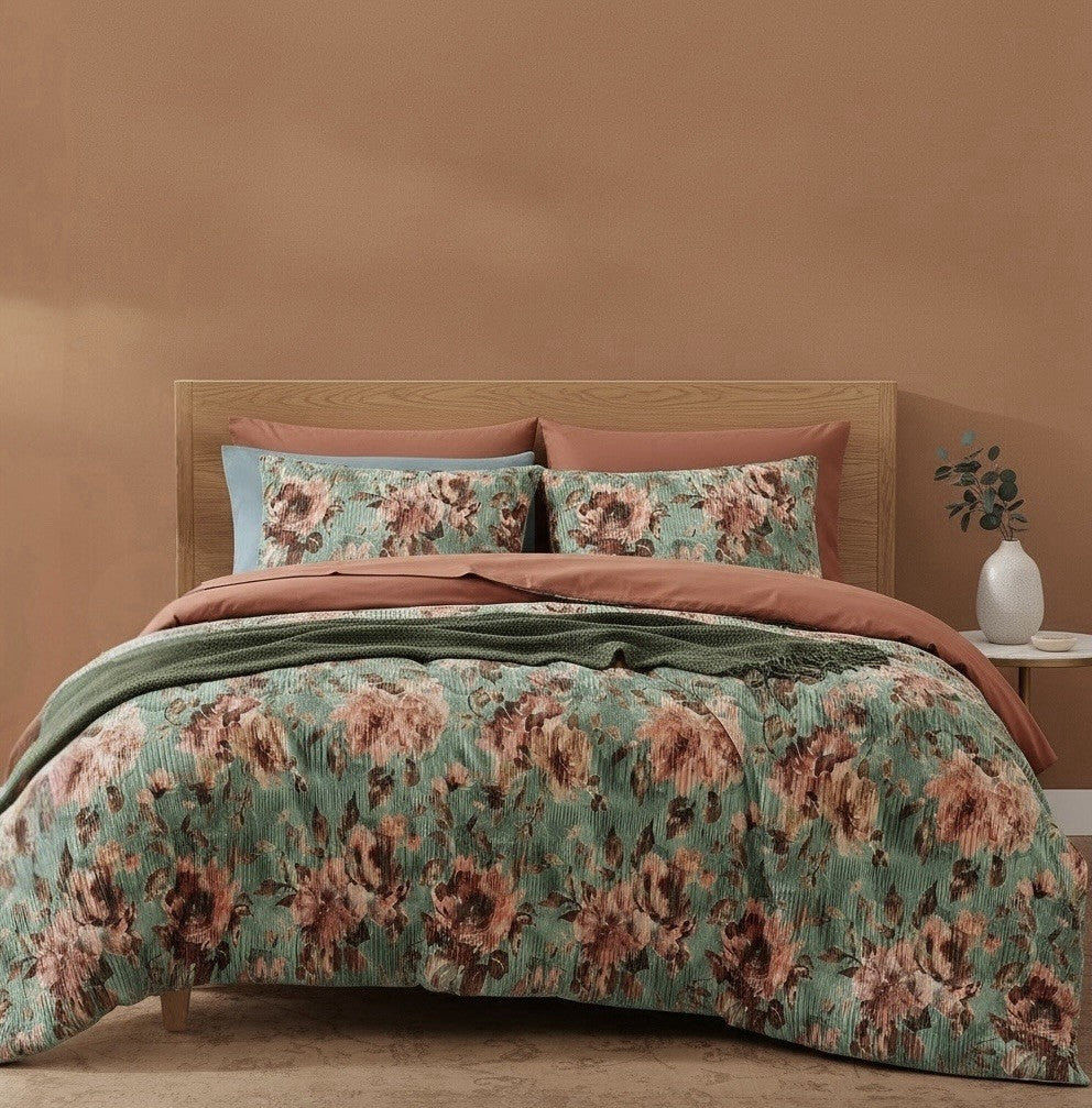 NEW Anthro 7 Piece Green Velvet Boho Queen / King Bedding Comforter & Sham Set