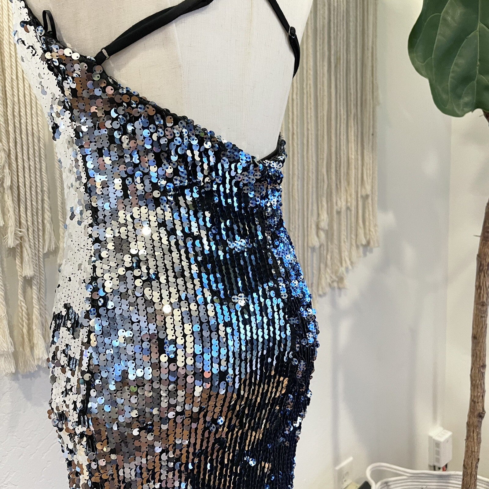 Free People / Cosmopolitan DTP Blue Sequin Party Cocktail Dress - Size Medium