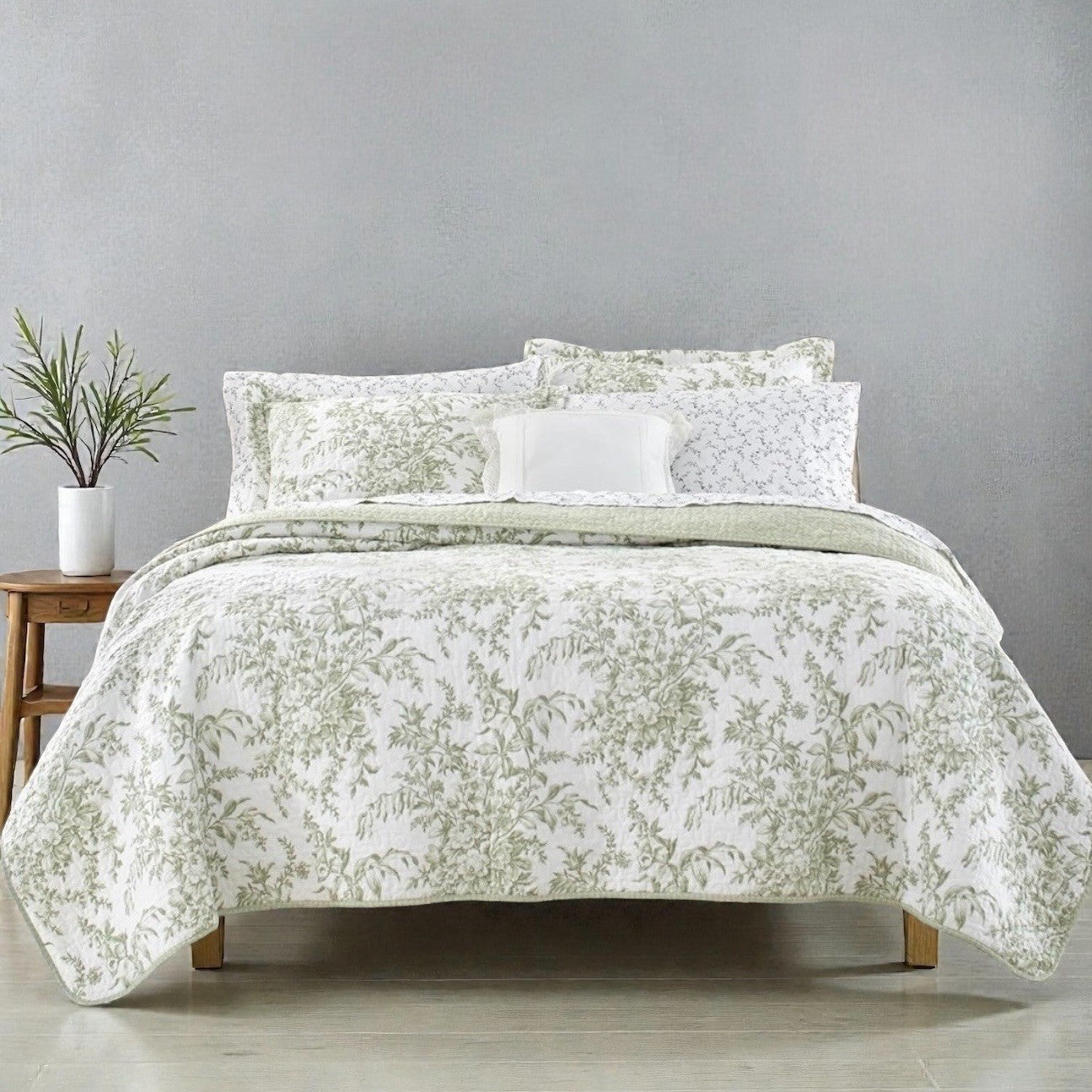 NEW West Elm Green White Floral Retro Cotton Queen King Bedding Quilt & Sham Set