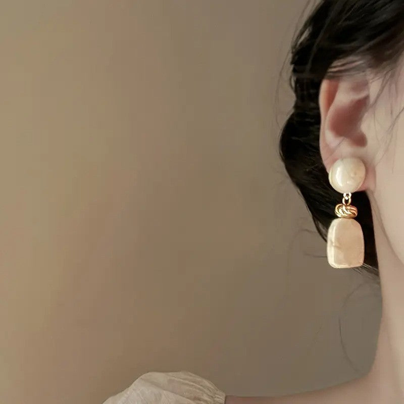 NEW Anthropologie Brown Resin & Gold Plated Chunky Boho Dangle Earrings Jewelry