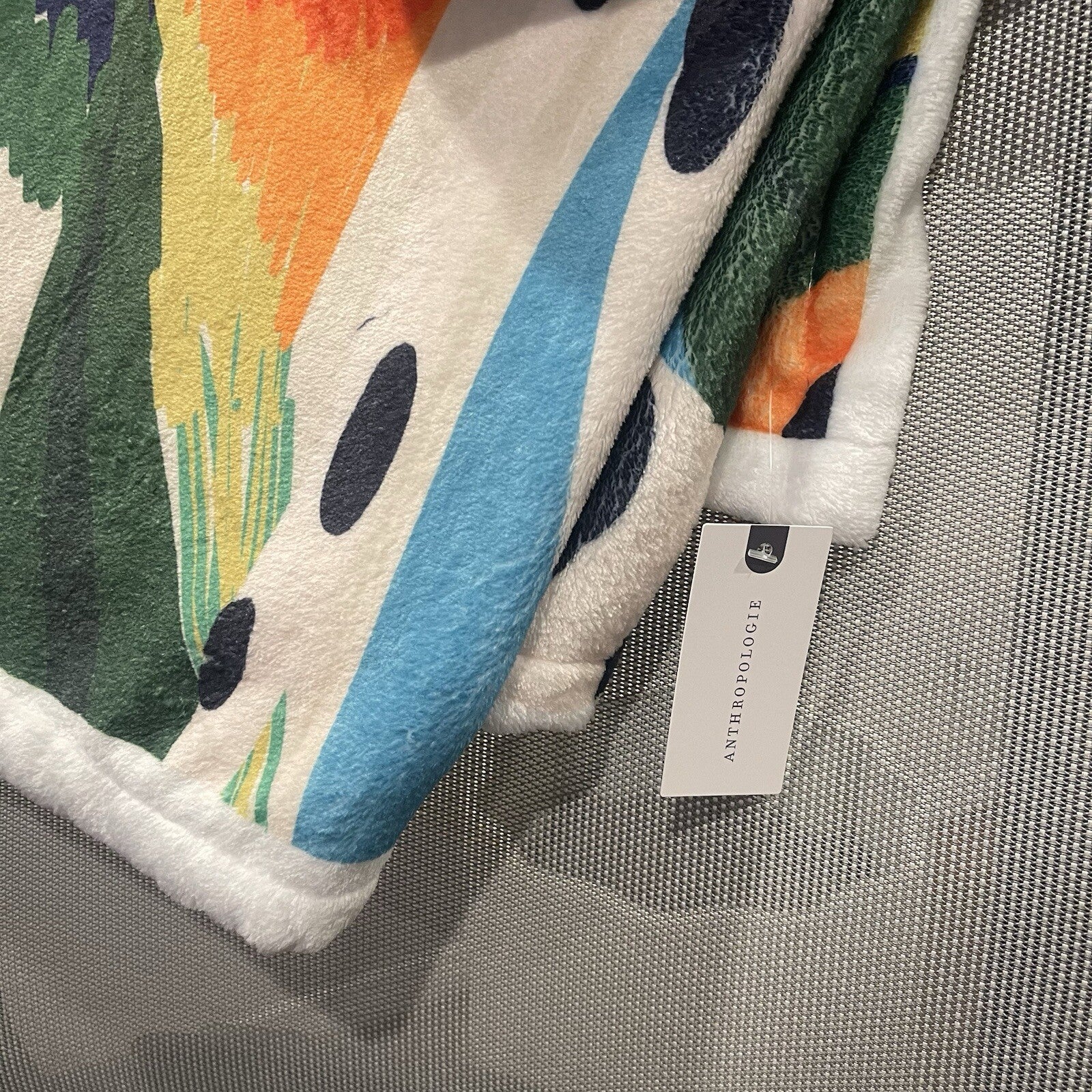 New Anthropologie Boho Abstract Fleece Throw Blanket Bedspread Bedding 50" x 60"