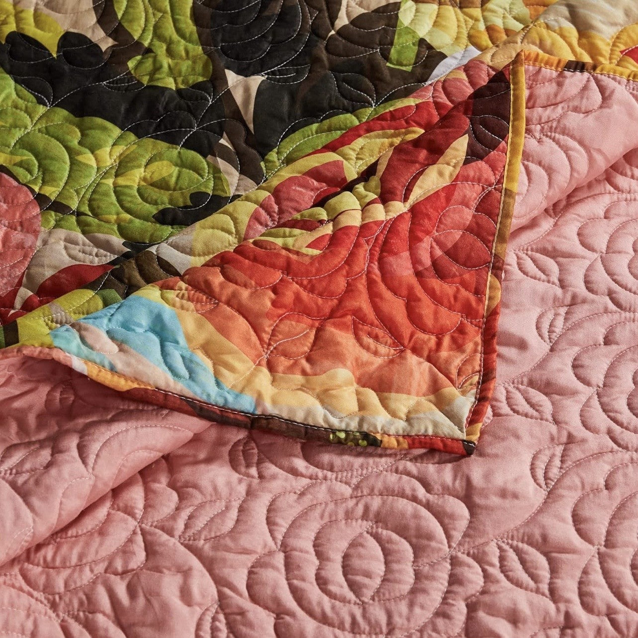 NEW Anthro Red Floral Reversible Boho Knit Queen / King Bedding Quilt & Sham Set