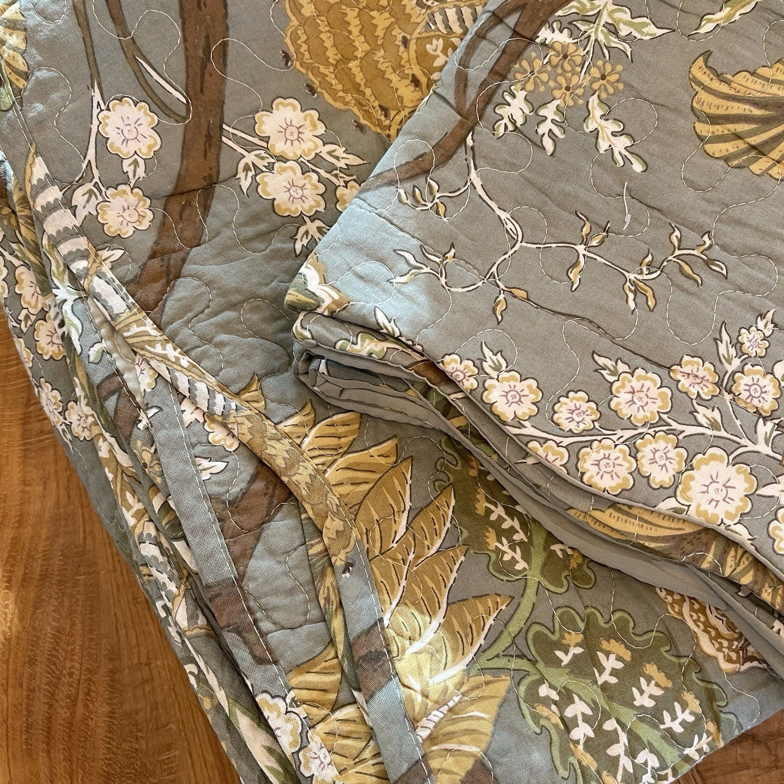 NEW Anthro Green Floral Reversible Queen / King Boho Bedding Quilt & Sham Case