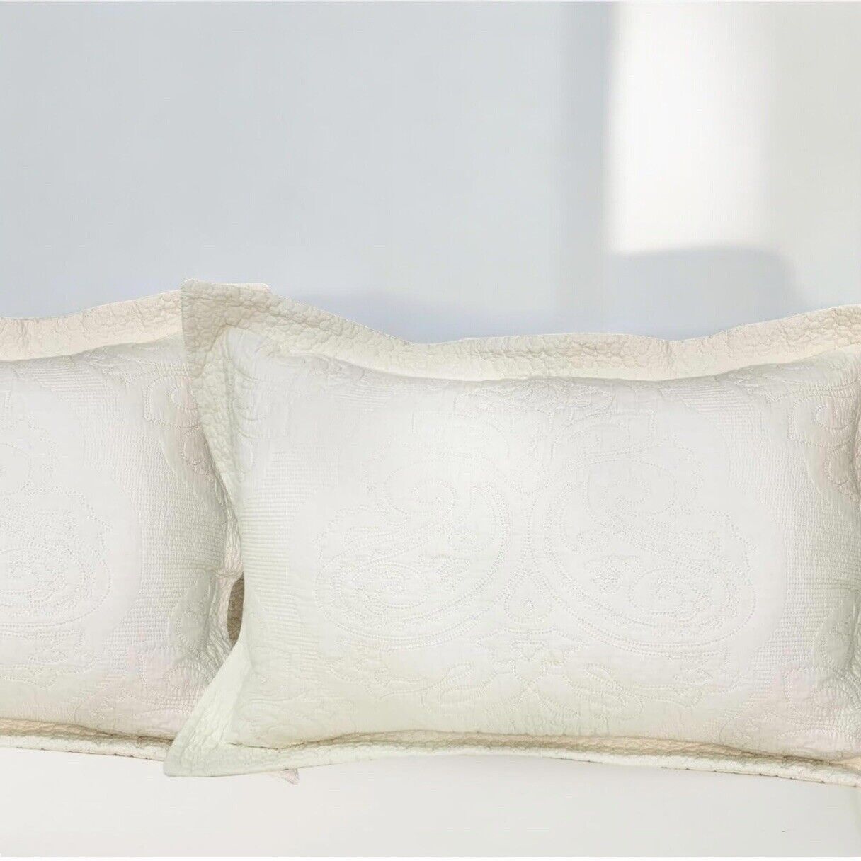 NEW Anthropologie White Queen Boho Damask Quilt Bedspread Blanket & Sham Set