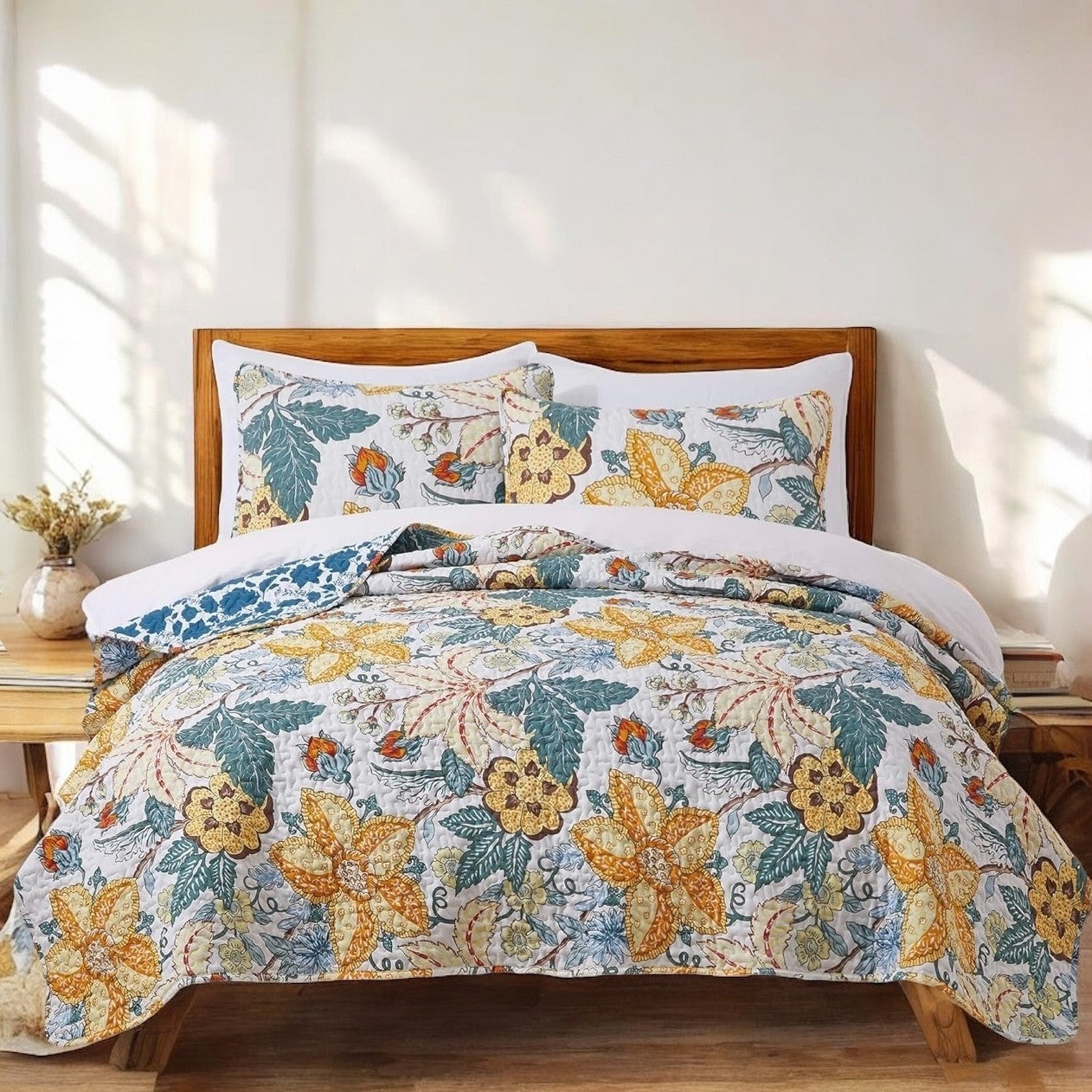 NEW West Elm Floral Reversible Queen / King Boho Bedding Quilt Coverlet Sham Set
