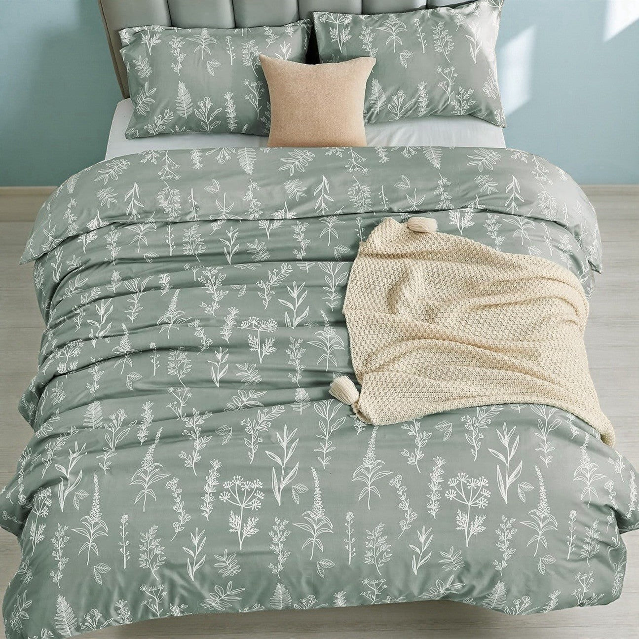 NEW Anthro Sage Green Botanical Print Boho Queen /King Bedding Duvet Sham Set