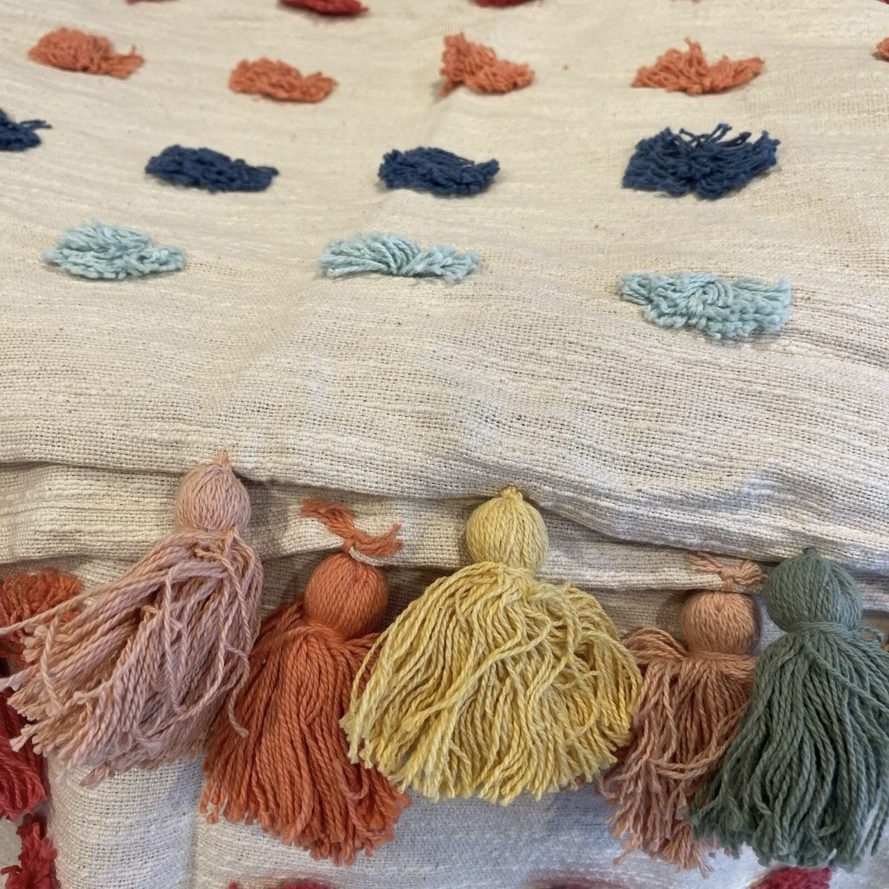 NEW Anthropologie Boho Tassel Pom Pom Colorful Throw Blanket Bedding - 50" x 60"